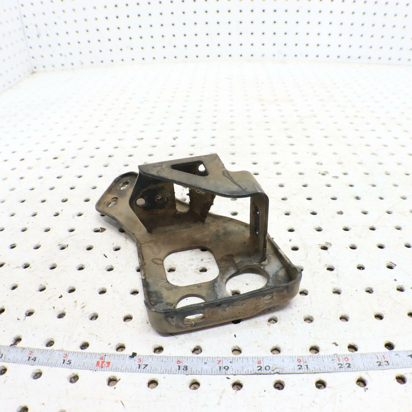 2000 POLARIS MAGNUM 325 SHIFTER BRKT, BLK 1012822-067
