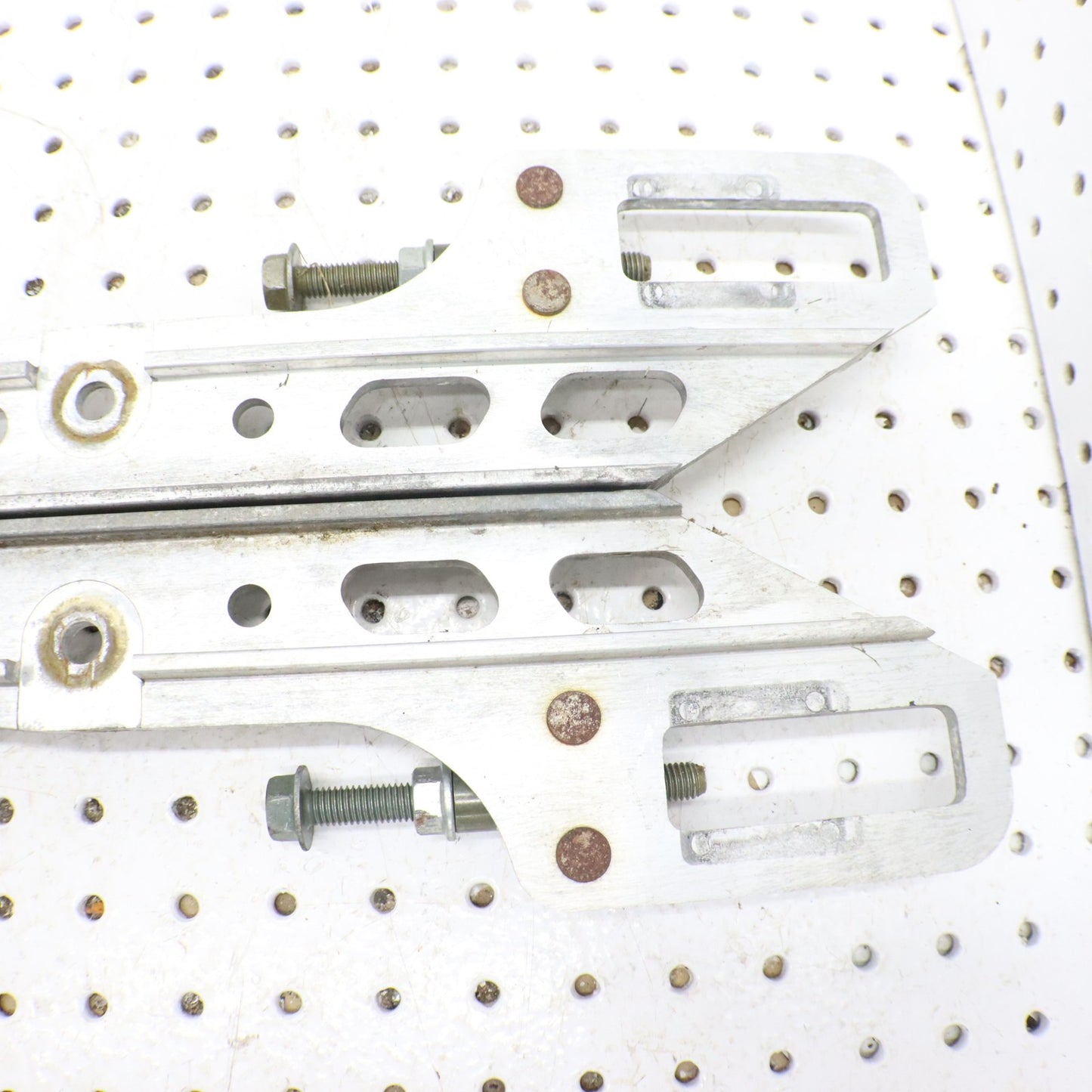 2016 Polaris Rush 800 Slide Rails L & R 1543566-309 ; 1543567-309 GOOD!