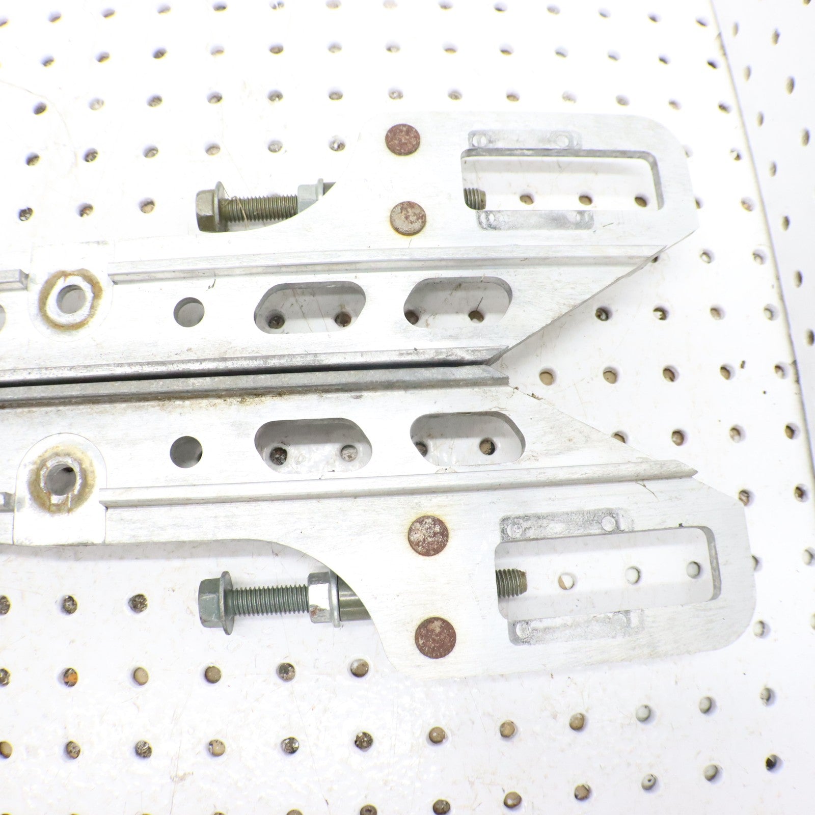 2016 Polaris Rush 800 Slide Rails L & R 1543566-309 ; 1543567-309 GOOD!