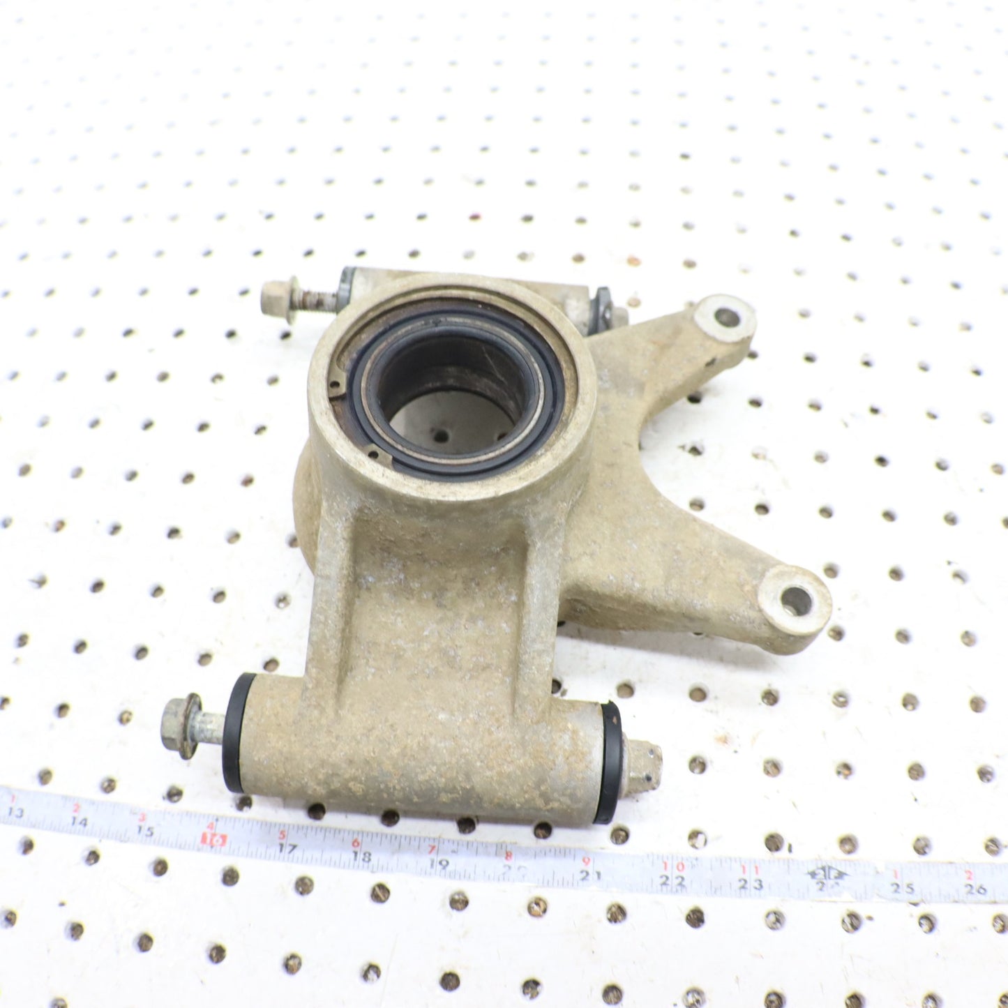 2009 Polaris Sportsman Xp 850 Bearing Carrier Knuckle Rear 5136105