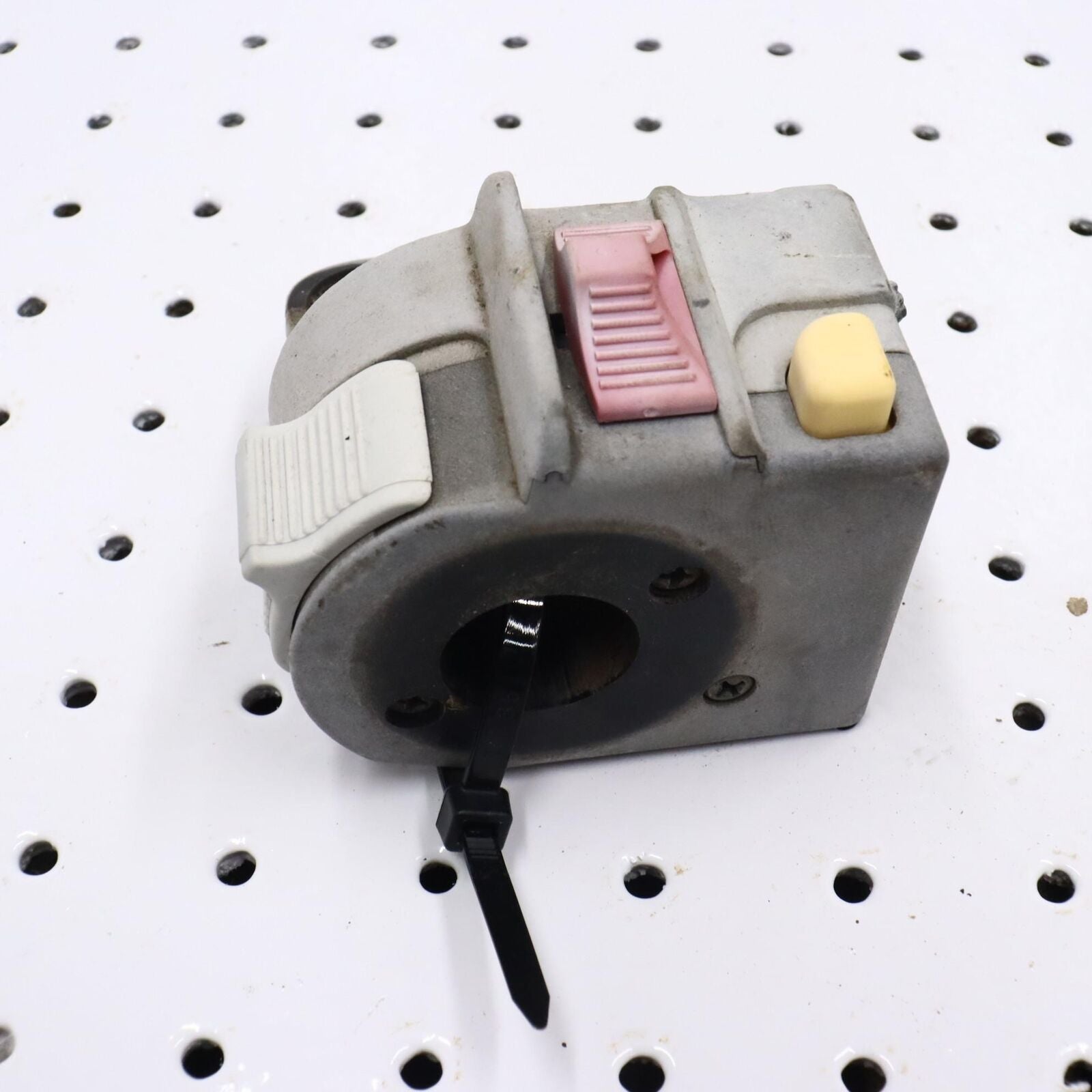 1999 POLARIS XPLORER 400 LEFT HAND CONTROL SWITCH 4010262 