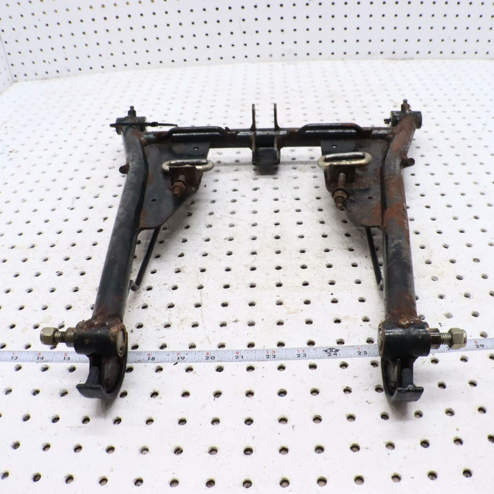 2002 ARCTIC CAT ZR 600 REAR BACK SUSPENSION FRONT TORQUE PIVOT ARM 0704-623