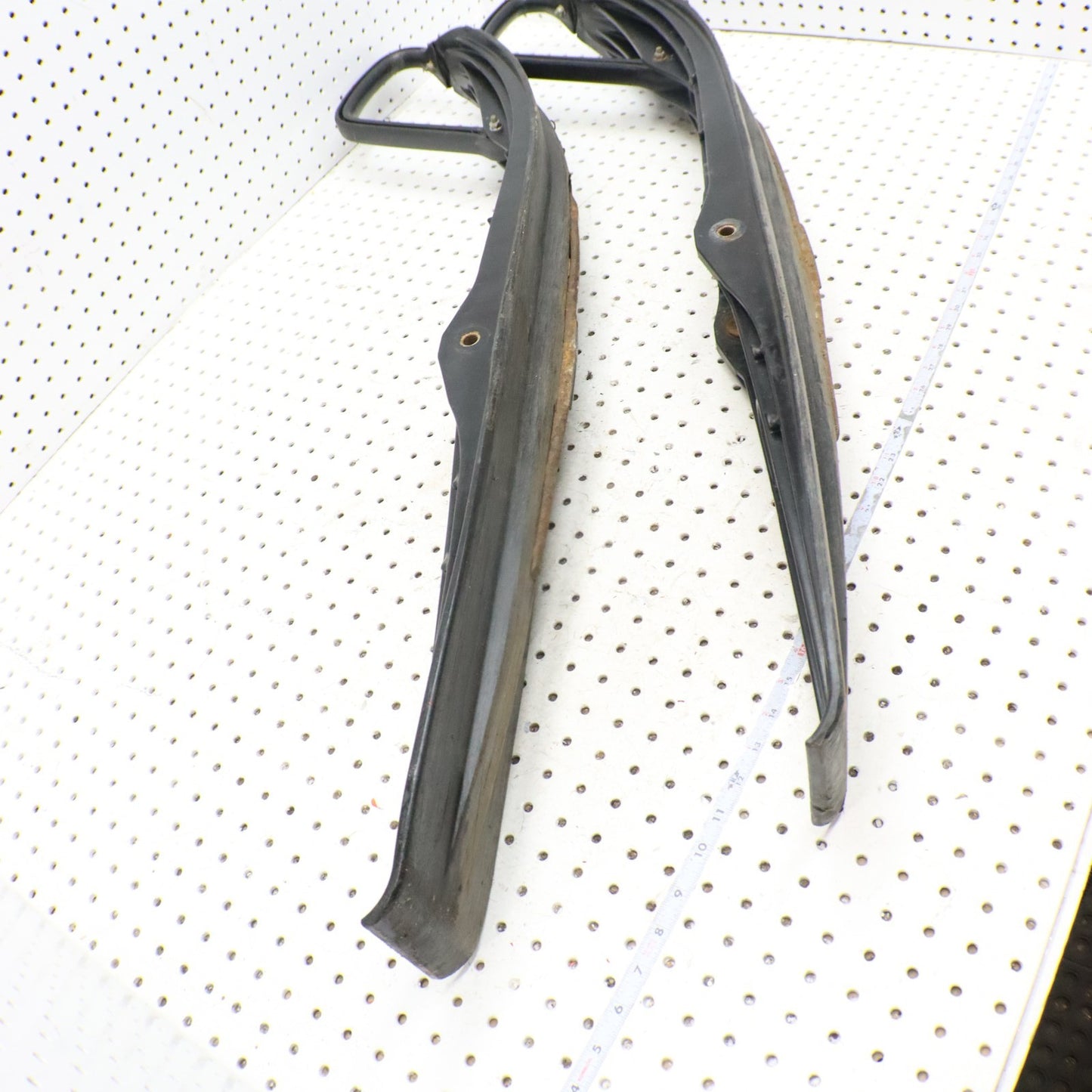 2009 Arctic Cat Crossfire R 8 Skis 2603-599 ; 2603-598 