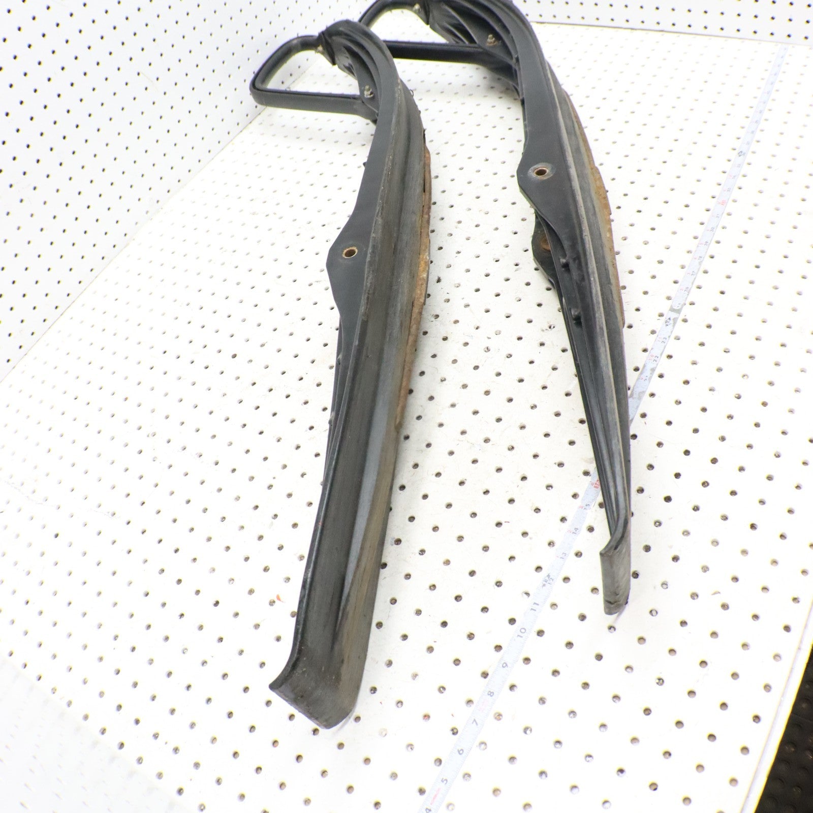 2009 Arctic Cat Crossfire R 8 Skis 2603-599 ; 2603-598 