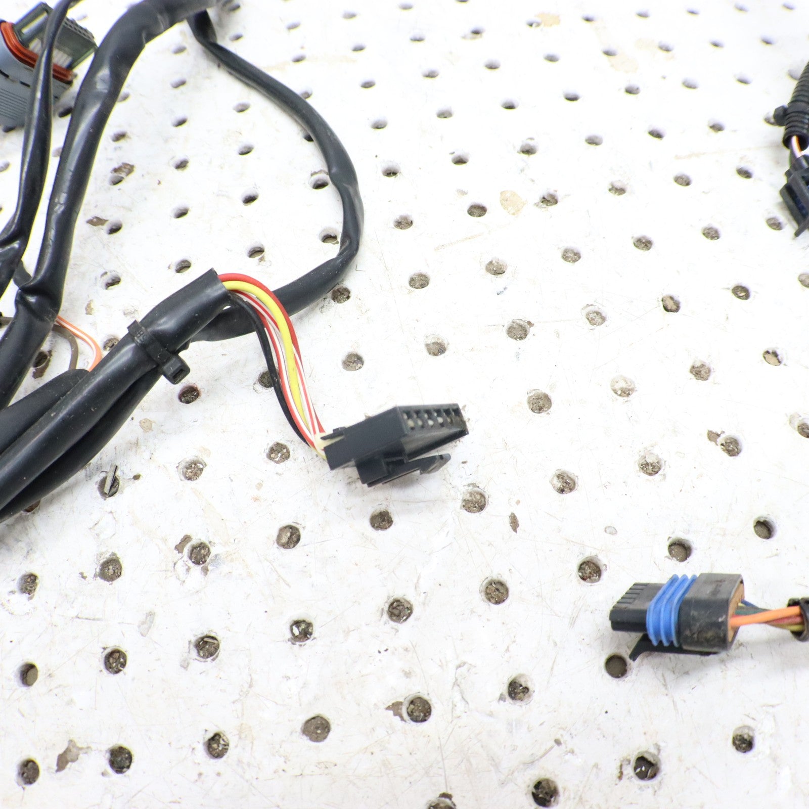 2012 Polaris Sportsman 500 Wire Harness 2411752
