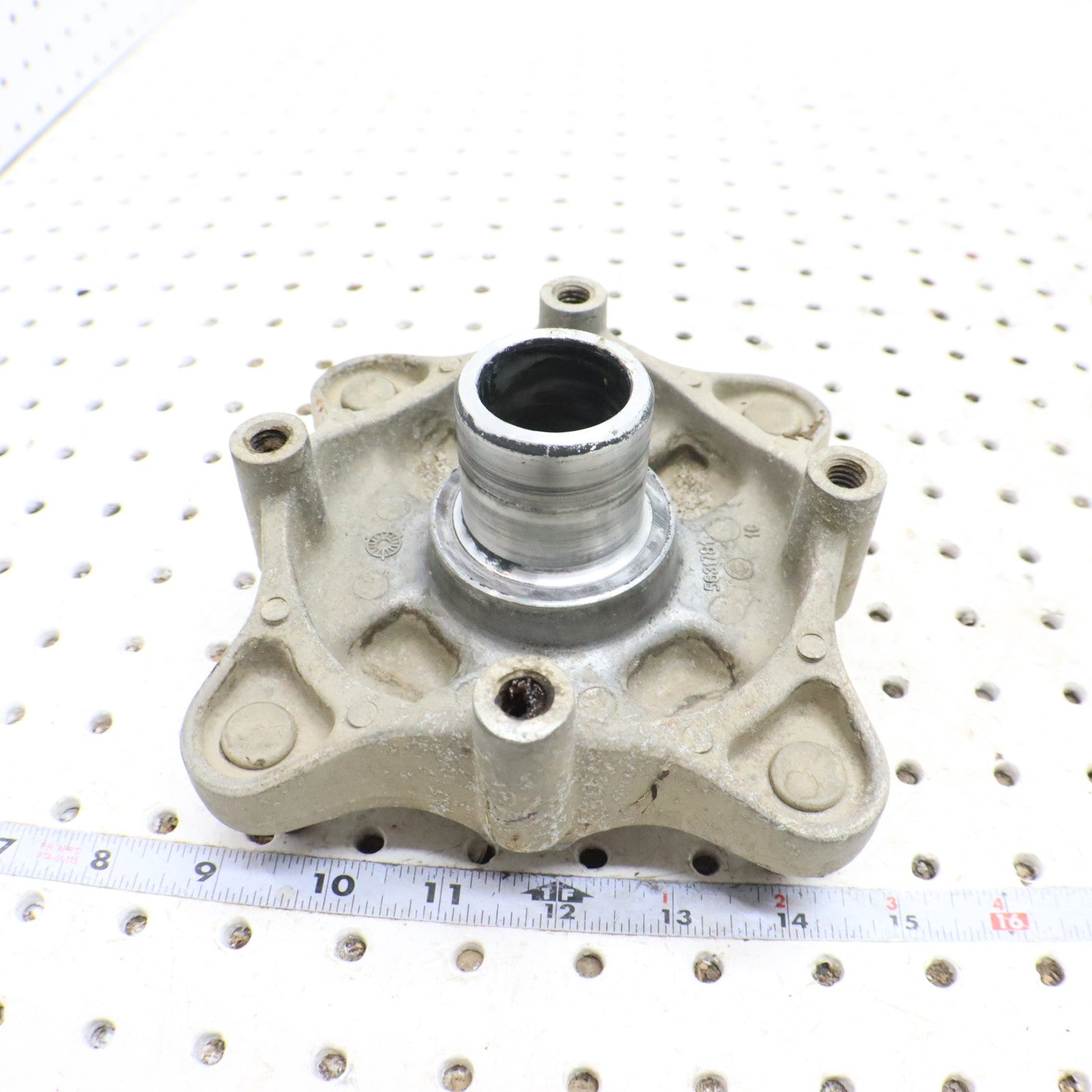 2008 Polaris Sportsman 800 Wheel Hub 5135113; 5143629 REAR 