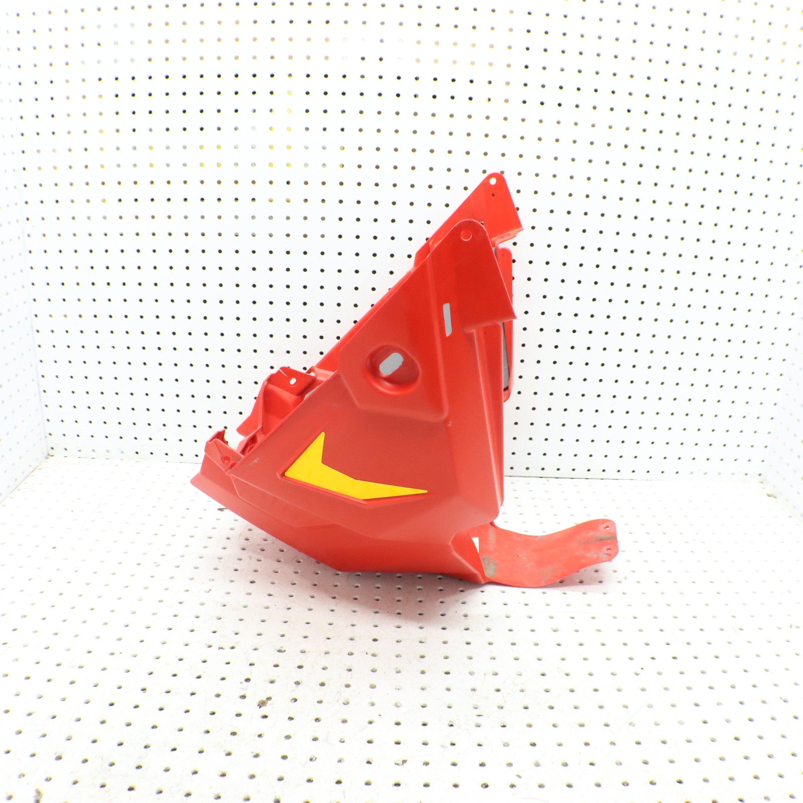 2016 Polaris Rush 800 Nosepan Nose Pan RED 2635745-293; 2640175-293