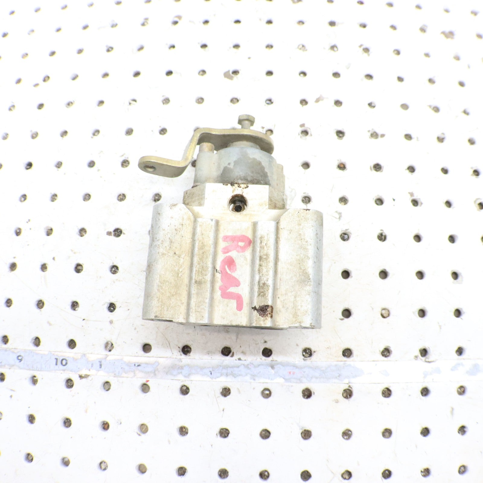 1998 Polaris Xplorer 400l Brake Caliper Rear 1910226
