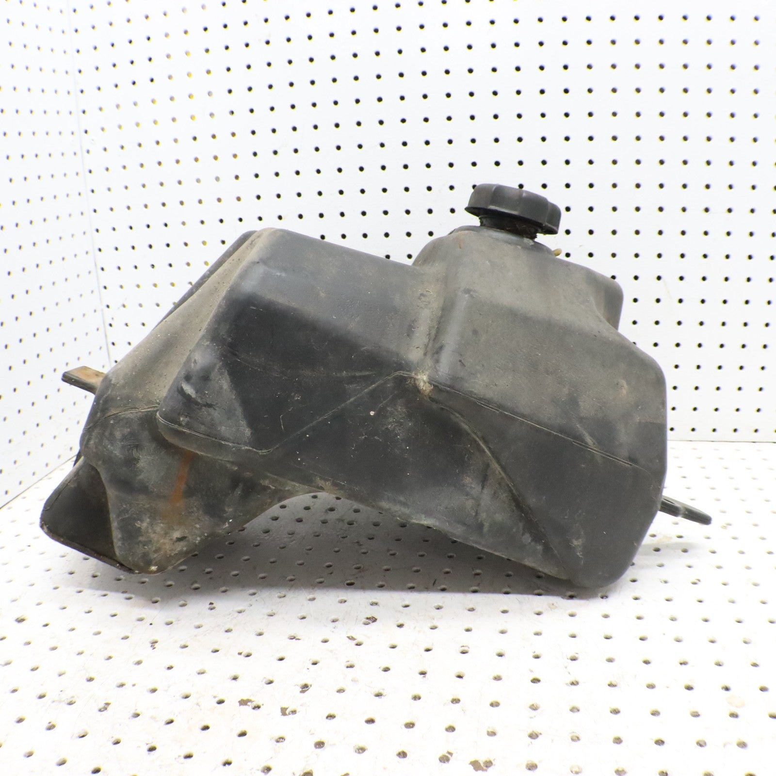 2003 Polaris Sportsman 600 Fuel Tank Gas Tank 2520203 2520363