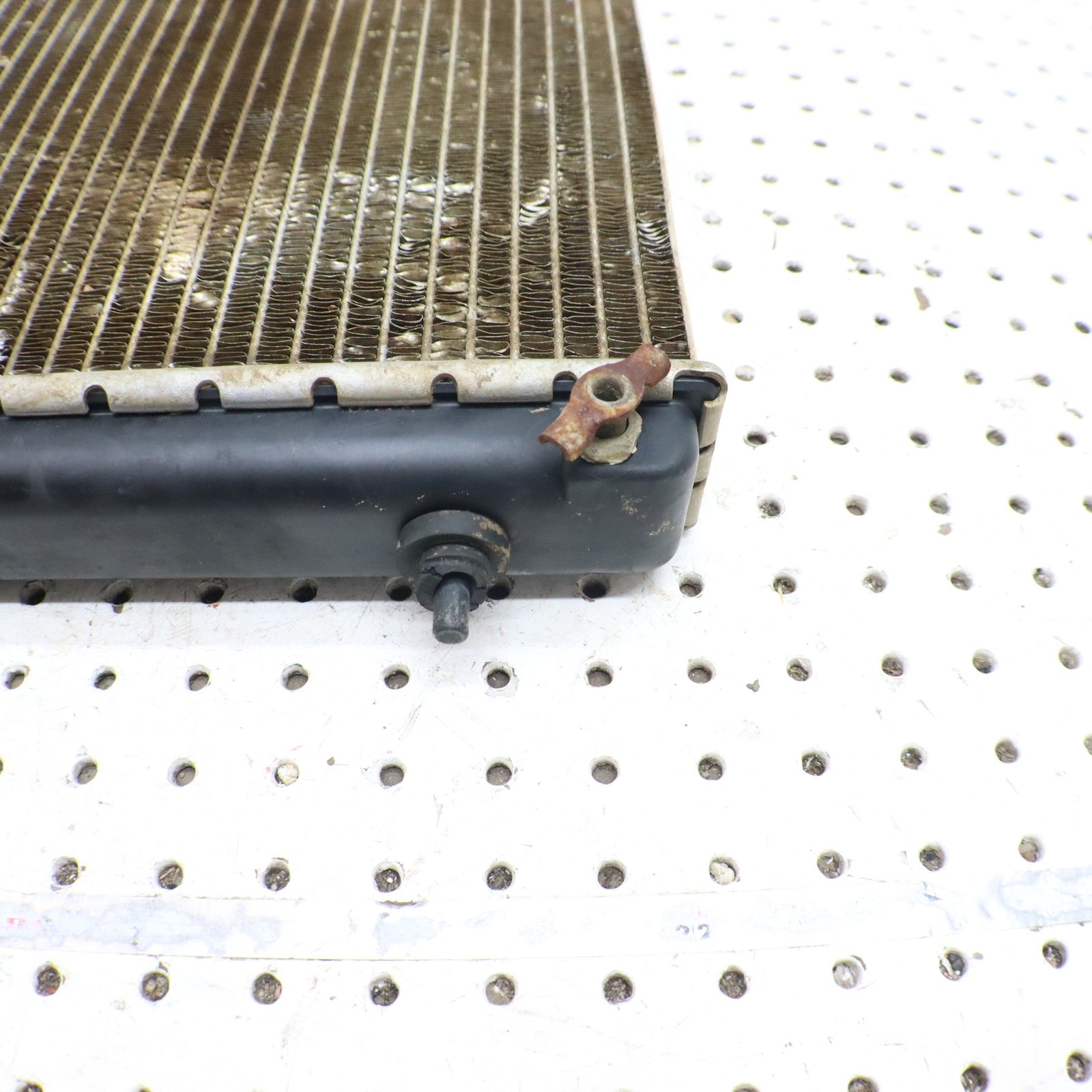 1998 Polaris Xplorer 400l Radiator 1240015