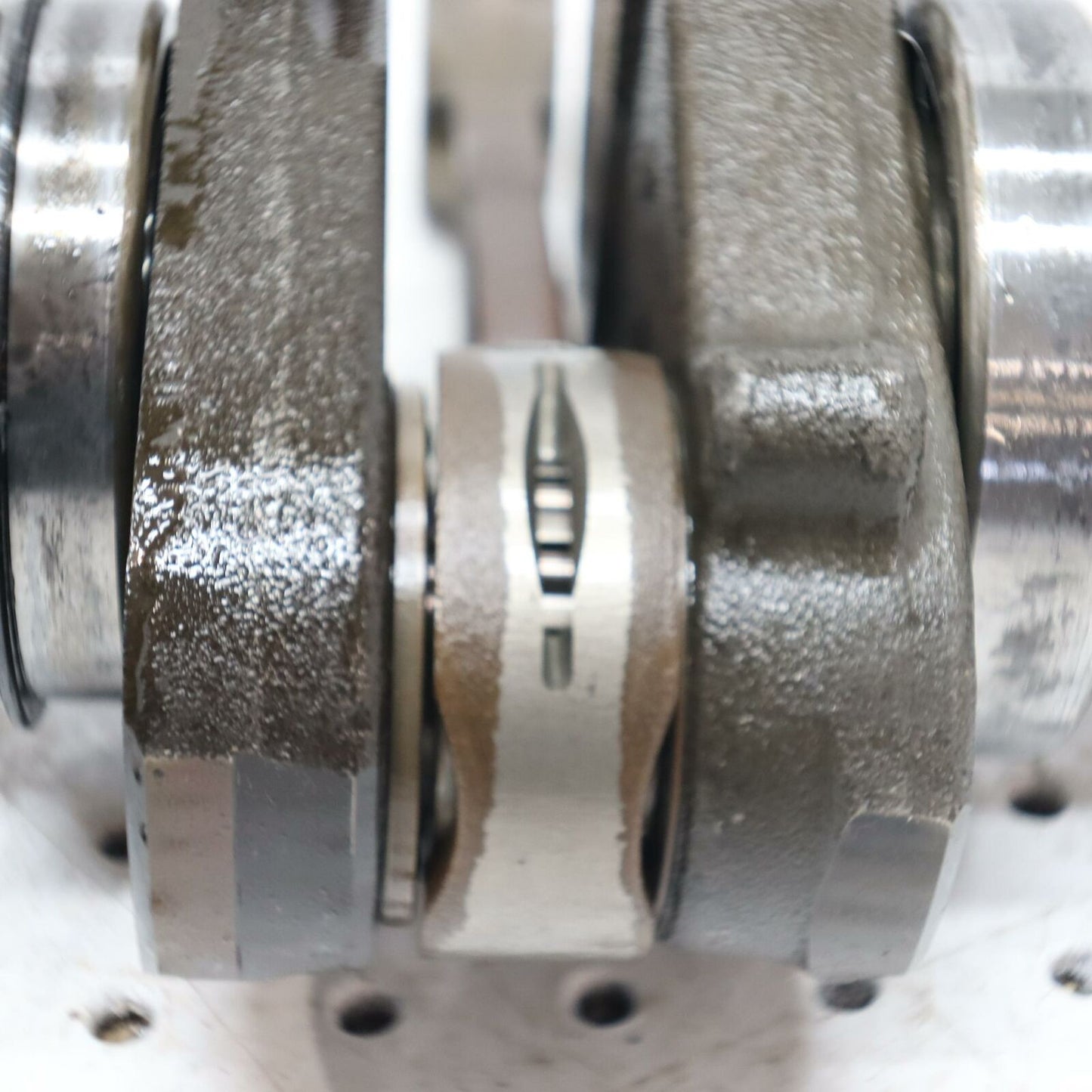 2006 POLARIS RMK 700 ENGINE MOTOR CRANKSHAFT CRANK SHAFT  2203617 core