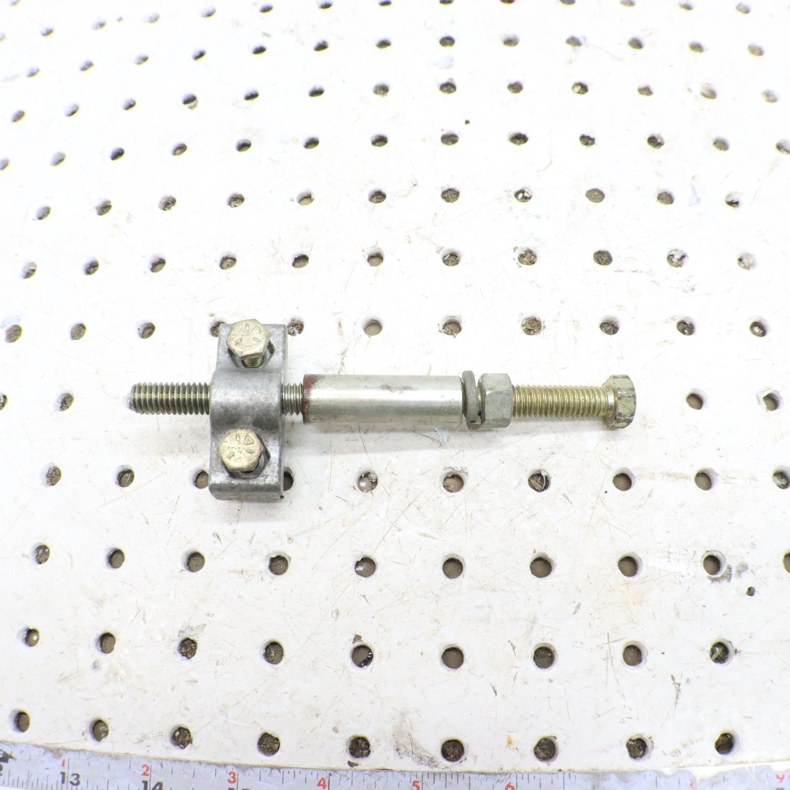 2009 Arctic Cat Crossfire R 8 Track Tension Adjuster Bock 0704-352; 2604-890 