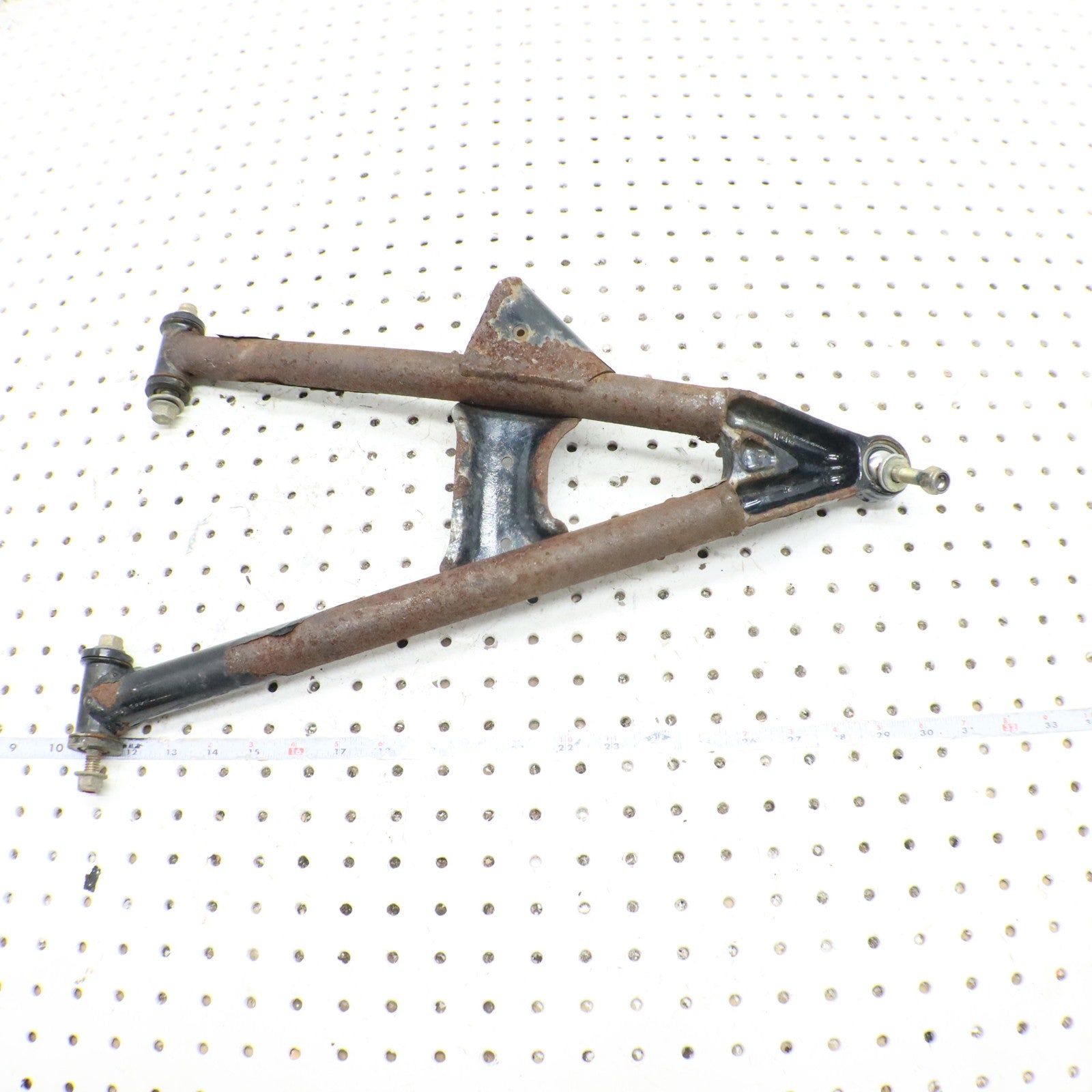 2007 Polaris Iq 600 A Arm Lower Right 2203022-067