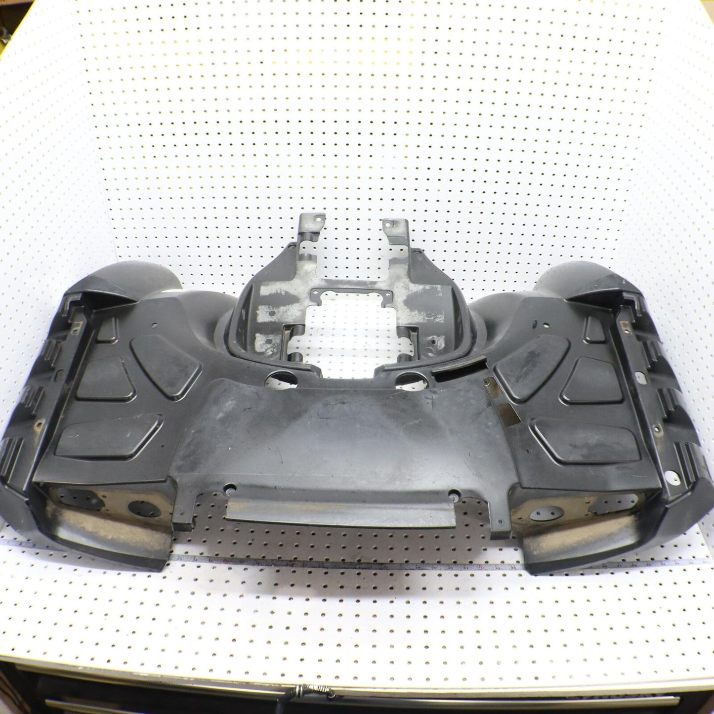 2013 POLARIS SPORTSMAN 550 REAR FENDER CAB 2635037-464 2637271-464