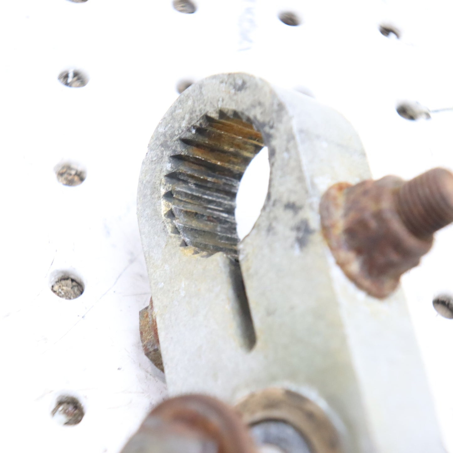 2007 Polaris Iq 600 Rear Arm 1541967; 3514331; 5134046