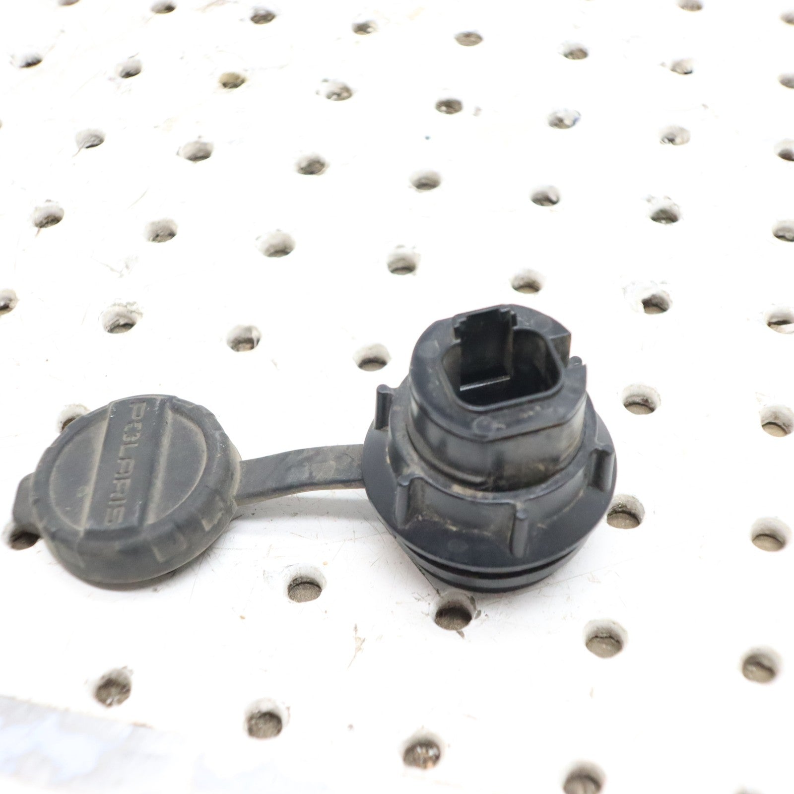2024 Polaris Sportsman 570 Efi Eps 12v CHARGE PORT 2415295