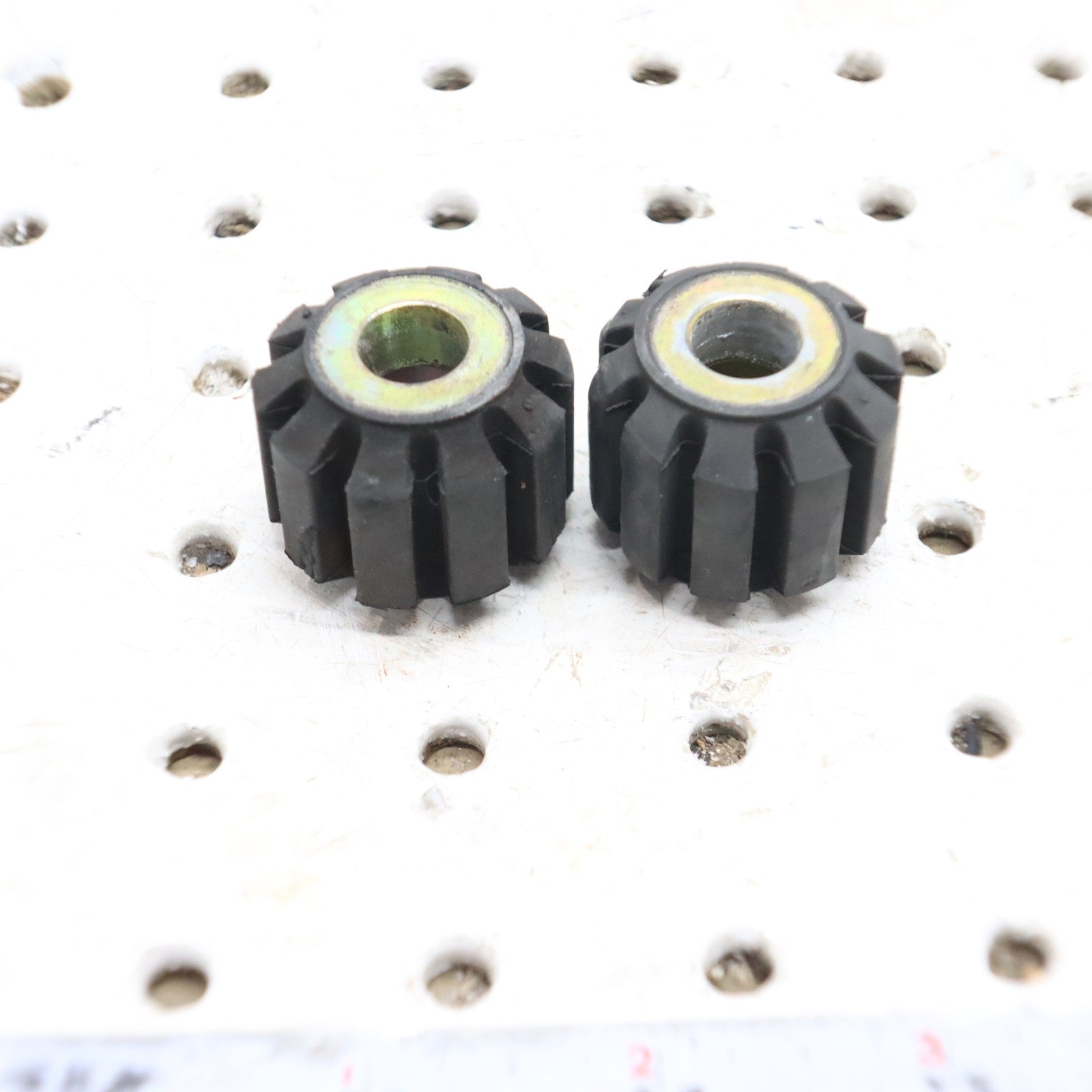 2016 Polaris Rush 800 Motor Engine Mount Rubber Damper 3022698; 3023291 QTY 2