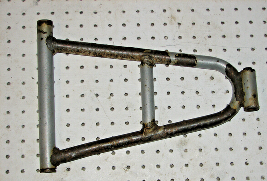 2002 ARCTIC CAT MOUNTAIN CAT 600 136 LOWER RIGHT A ARM 0703-860