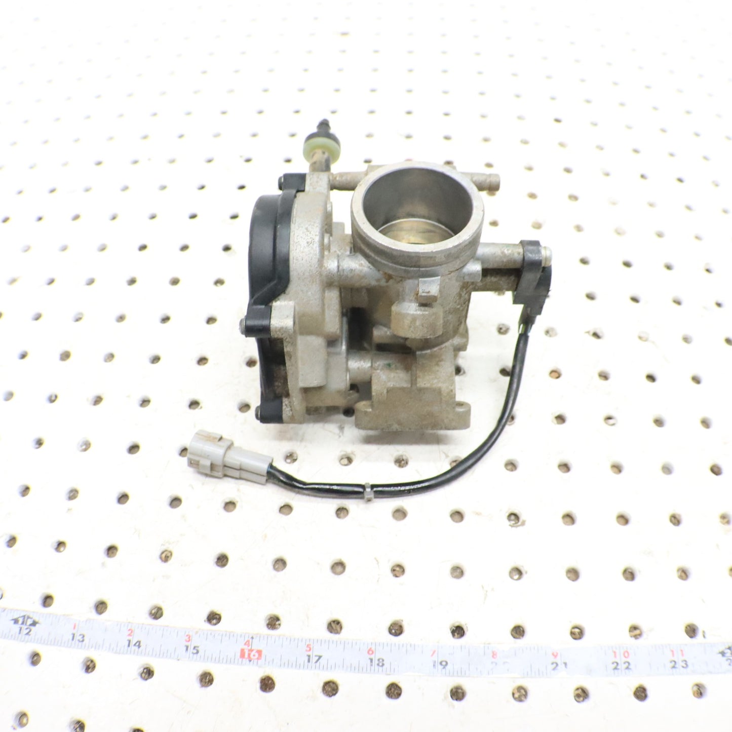 2009 Polaris Rzr 800 Throttle Body 1202836; 2203924 ; 2410342; 1204715