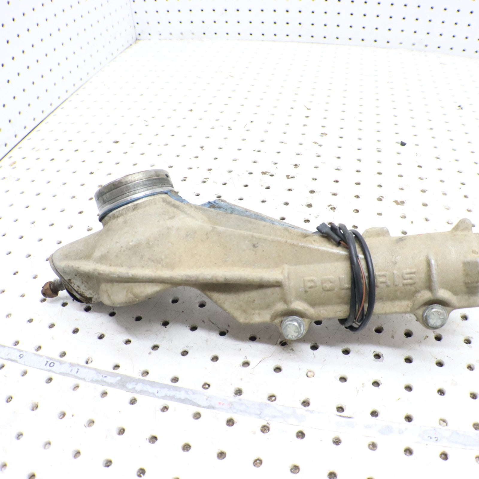1995 Polaris Xplorer 400 Front Hub Strut RIGHT 2200599