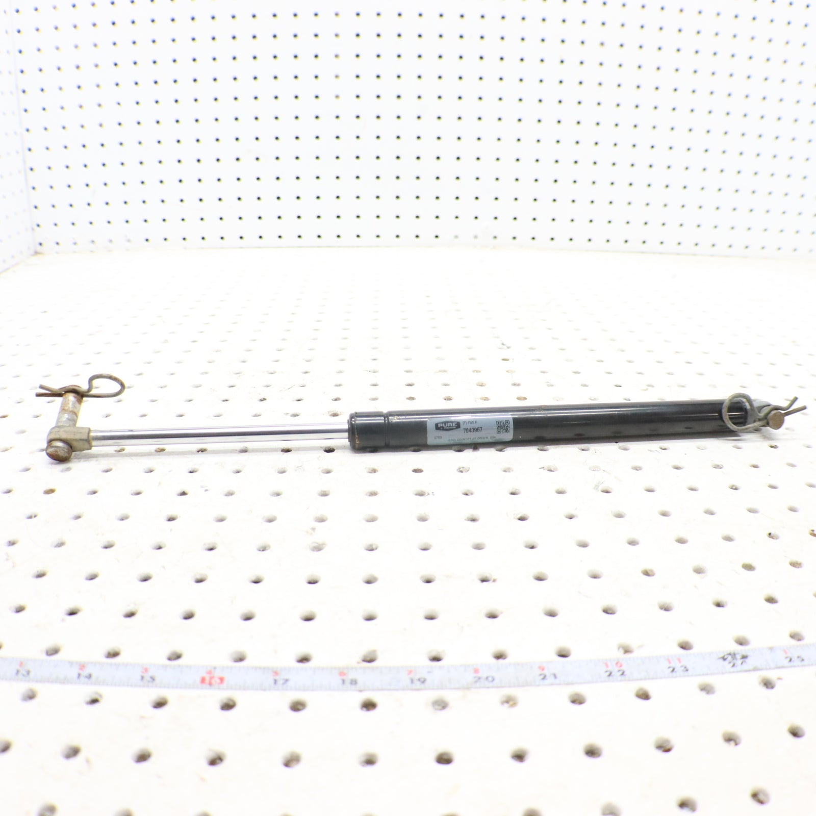 2013 Polaris Ranger Xp 900 Box Gas Strut Dump Strut 7044143; 7045663; 7043967