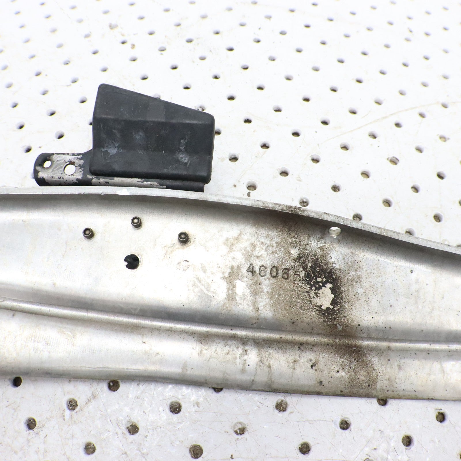 2009 Arctic Cat Crossfire R 8 BRACE, SIDE PLATE LH 3706-921; 4606-083