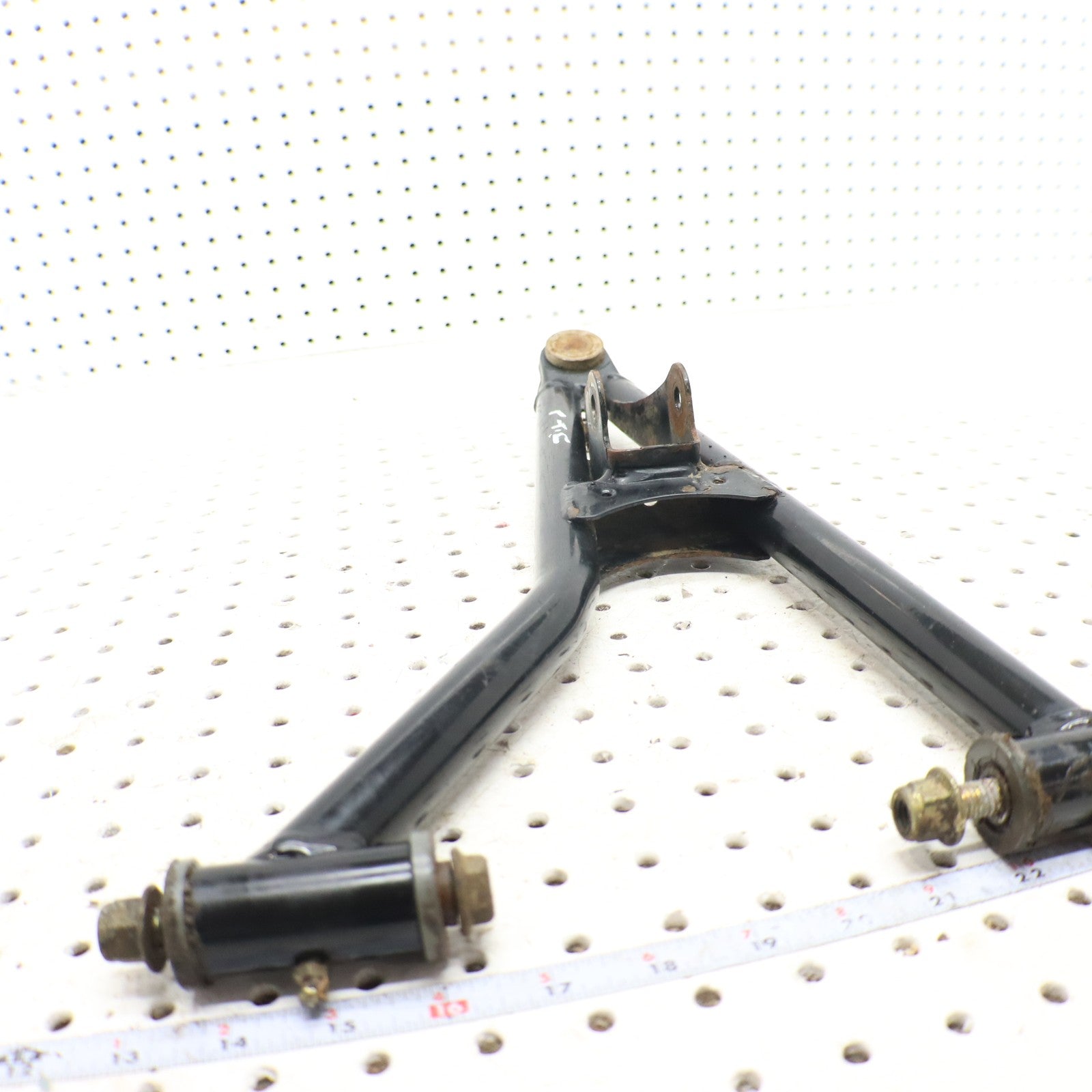 2009 Polaris Sportsman Xp 850 Front Upper Left Control Arm 1017260-067 1025617