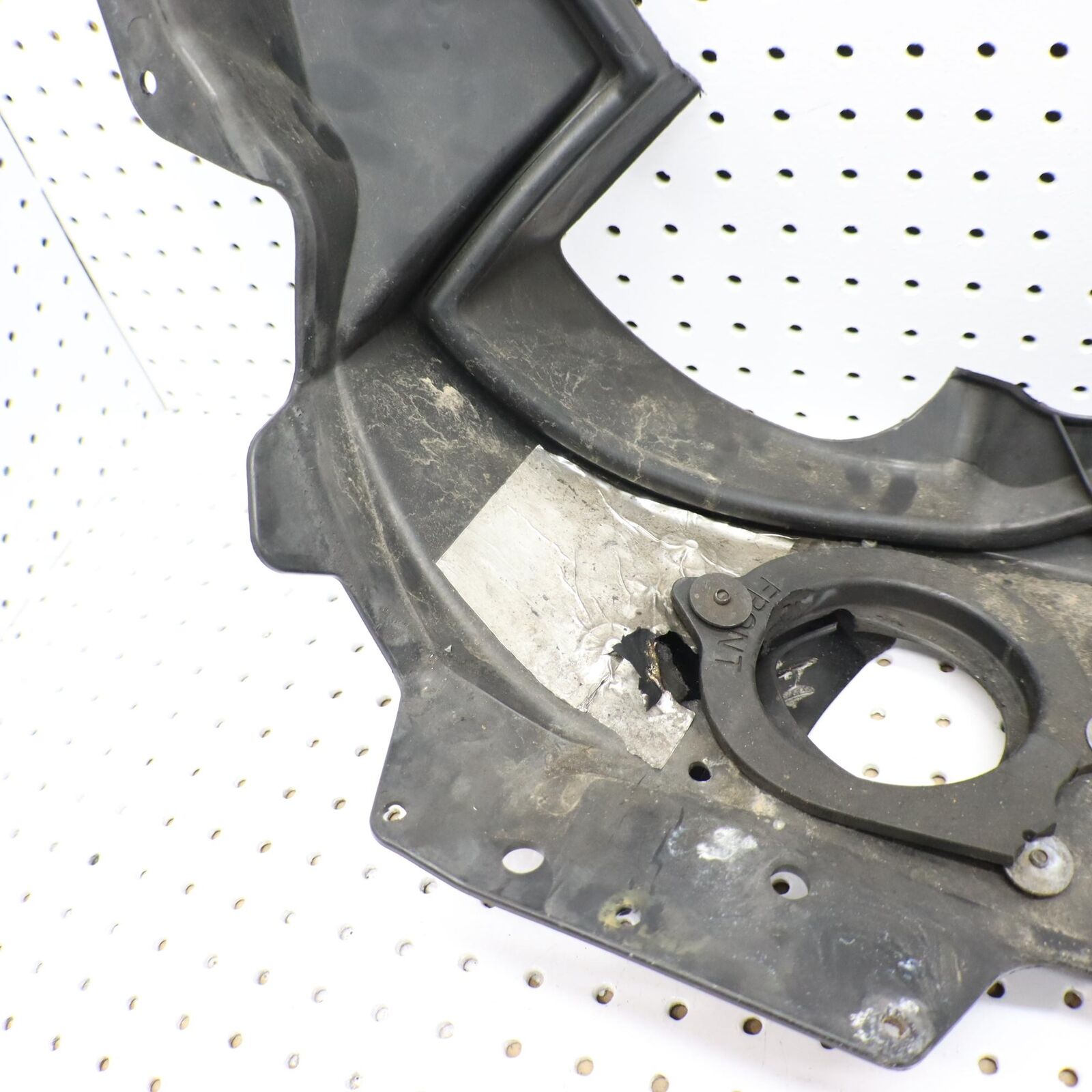 2015 POLARIS PRO RMK 800 FENDER BELLYPAN RIGHT 5439306-070