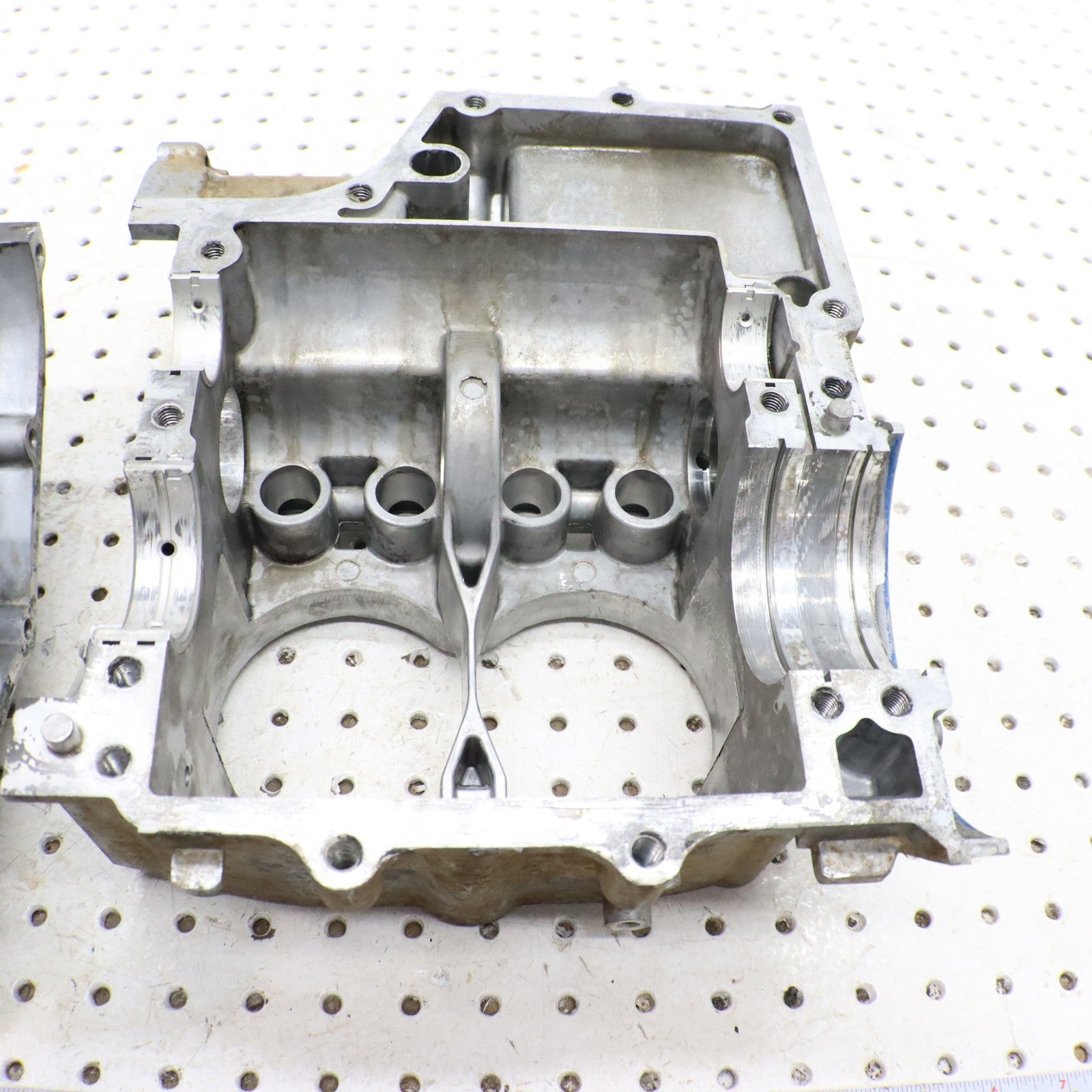2009 Polaris Rzr 800 Crankcase Engine Case 2203301