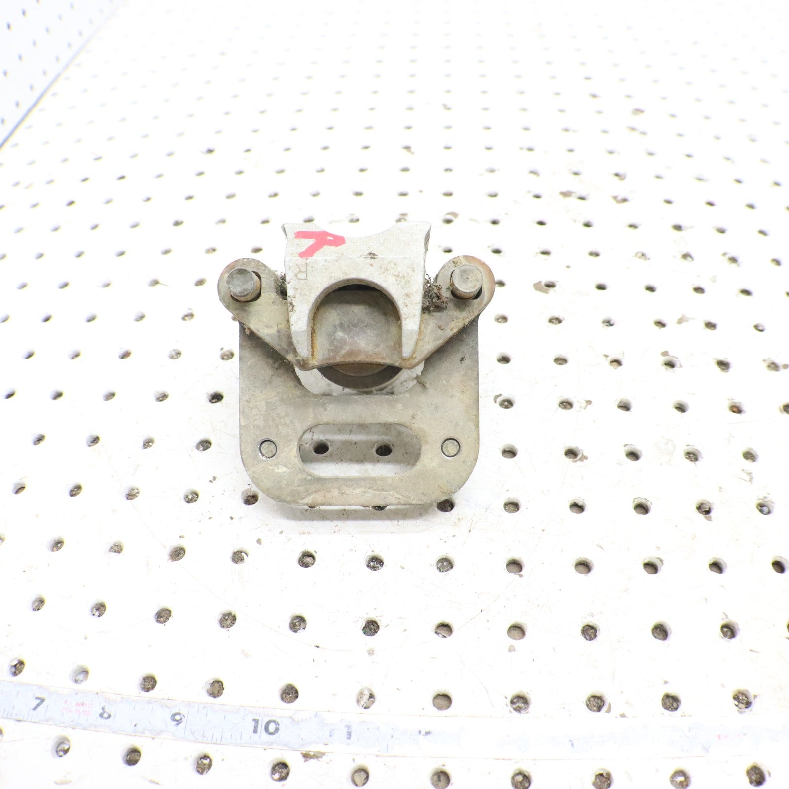 1998 Polaris Xplorer 400l Brake Caliper Front RIGHT 1910235 1910310