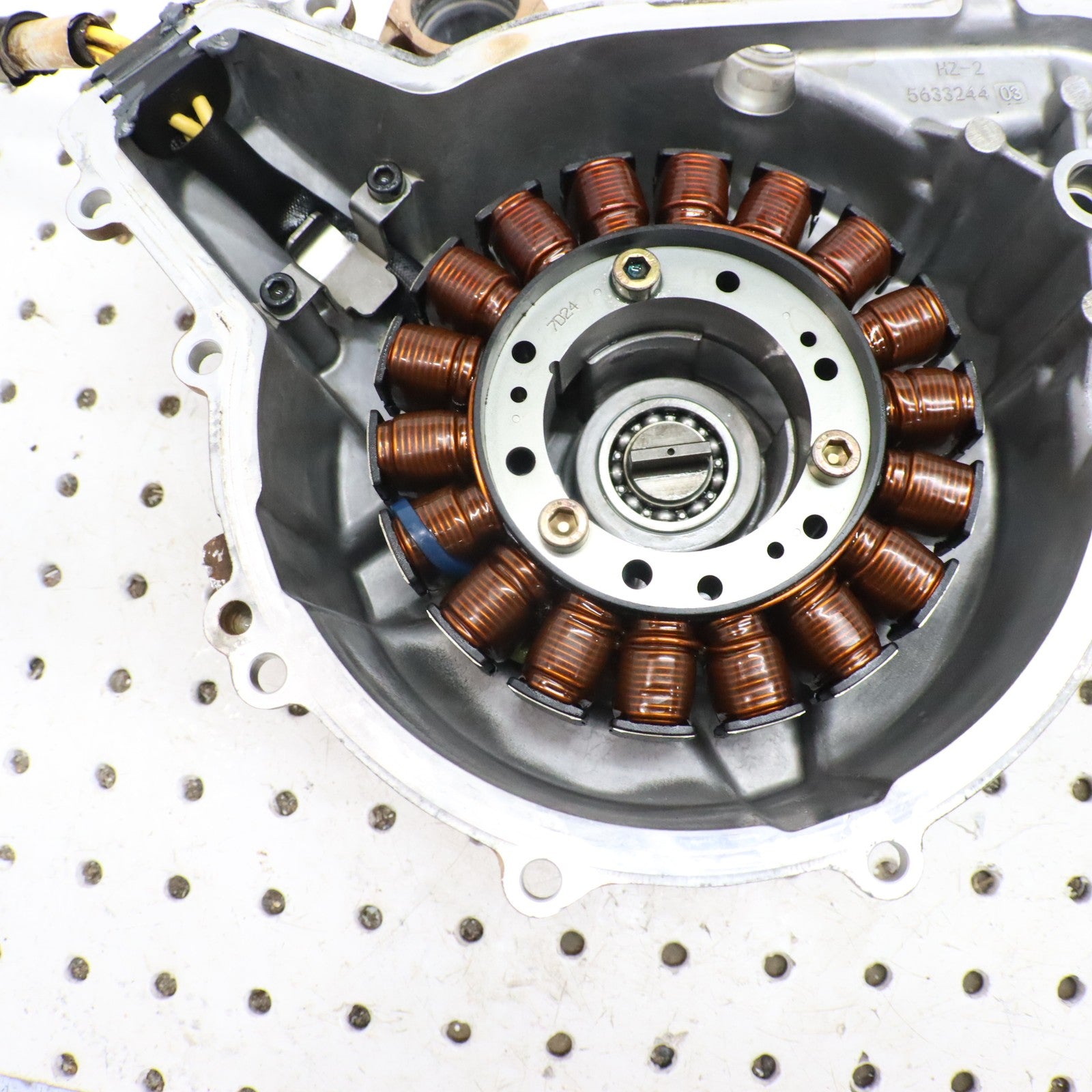 2017 Polaris Sportsman 570 Stator Cover Waterpump 2205170; 3022724; 5144584 