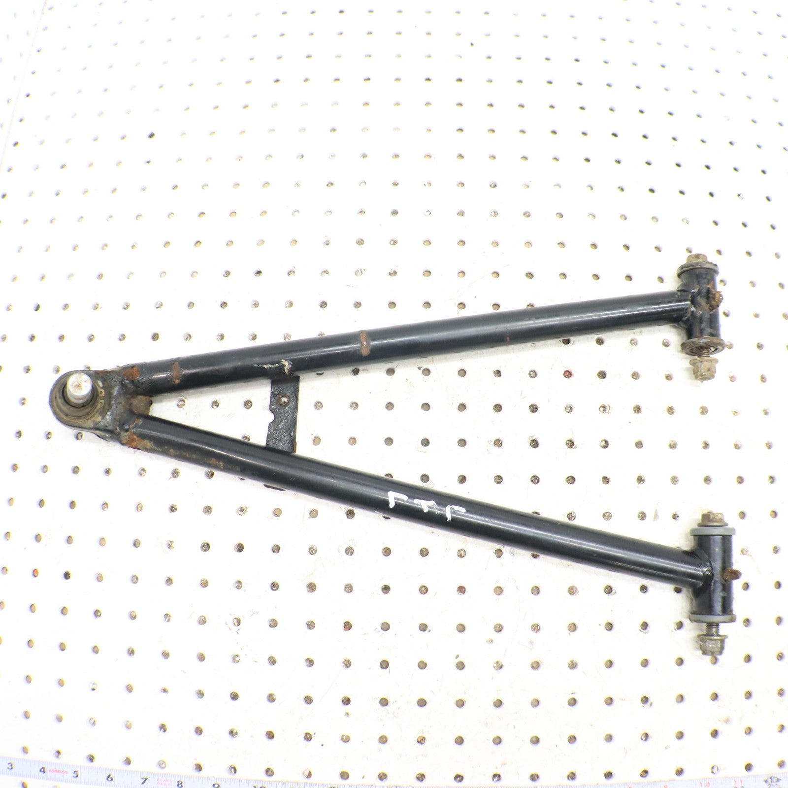2009 Polaris Sportsman Xp 850 Front Lower Left Control A Arm 1017156-067 1019810