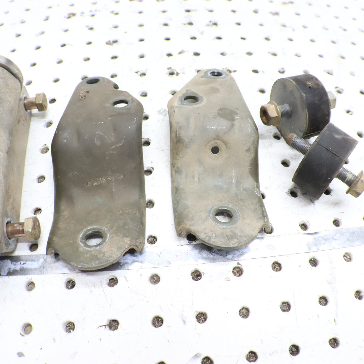 2017 Polaris Sportsman 450 Engine Motor Mounts