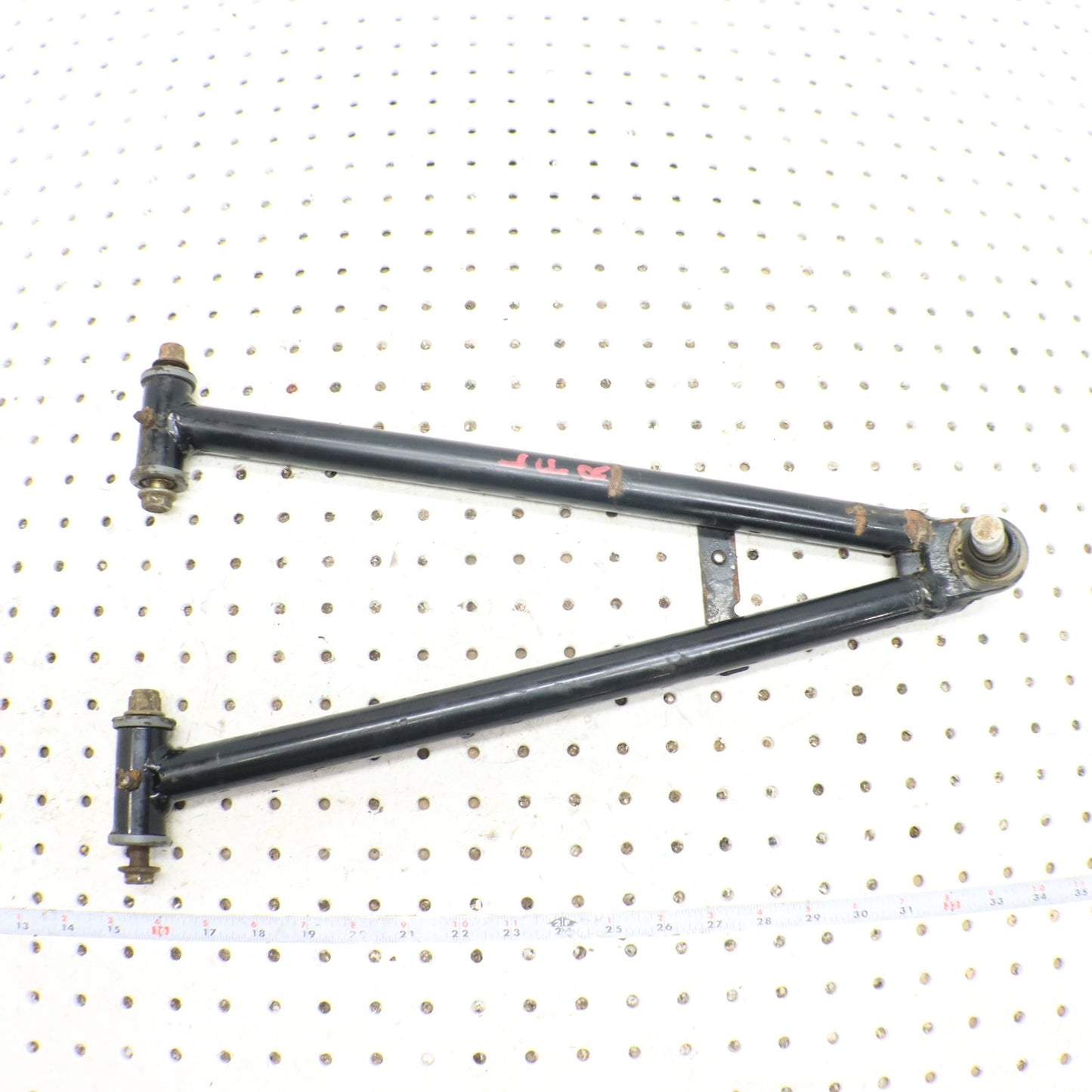2009 Polaris Sportsman Xp 850 Front Lower Right Control Arm 1017157-067 1019811