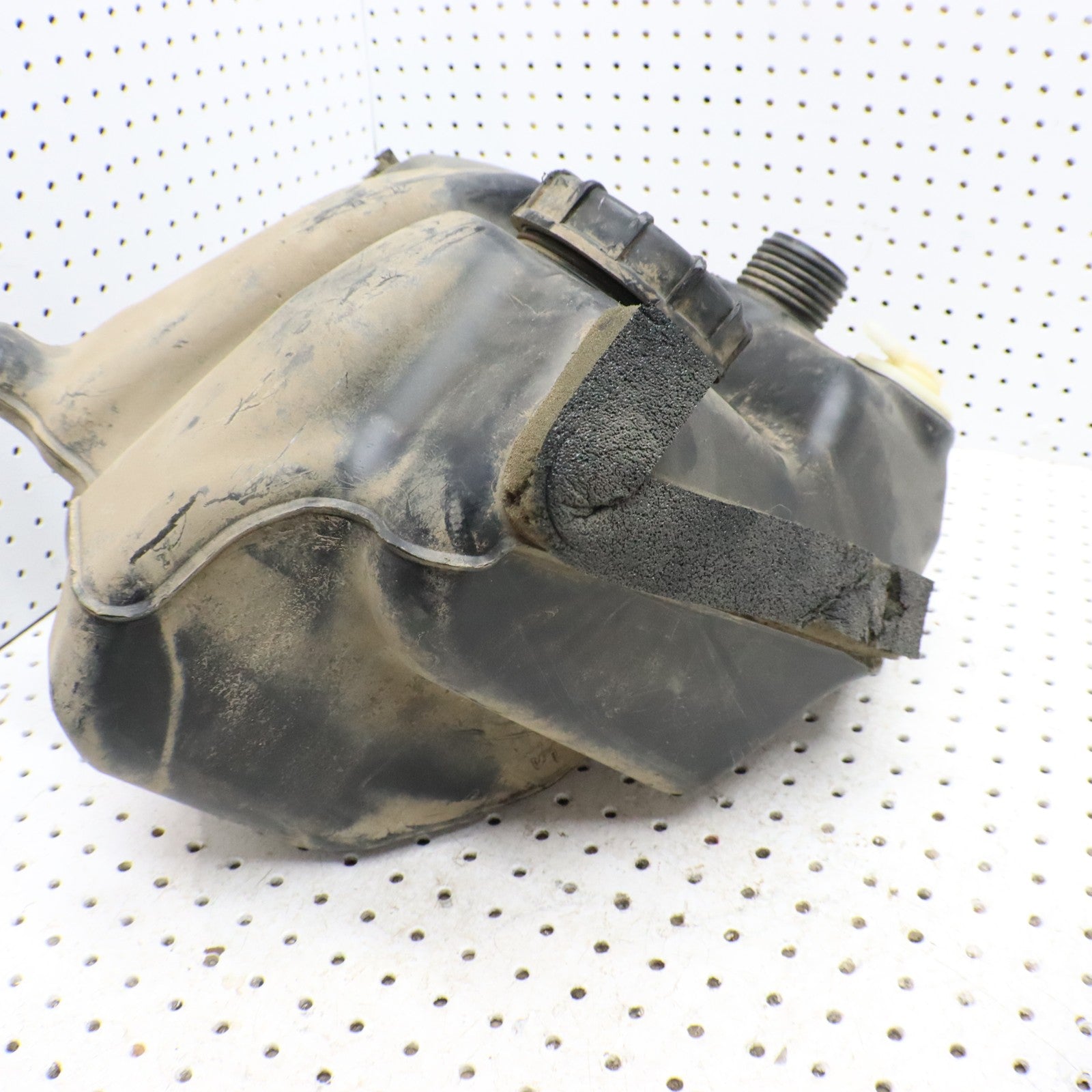 2015 Polaris Sportsman 570 Fuel Tank Gas Tank 2521333; 5450117