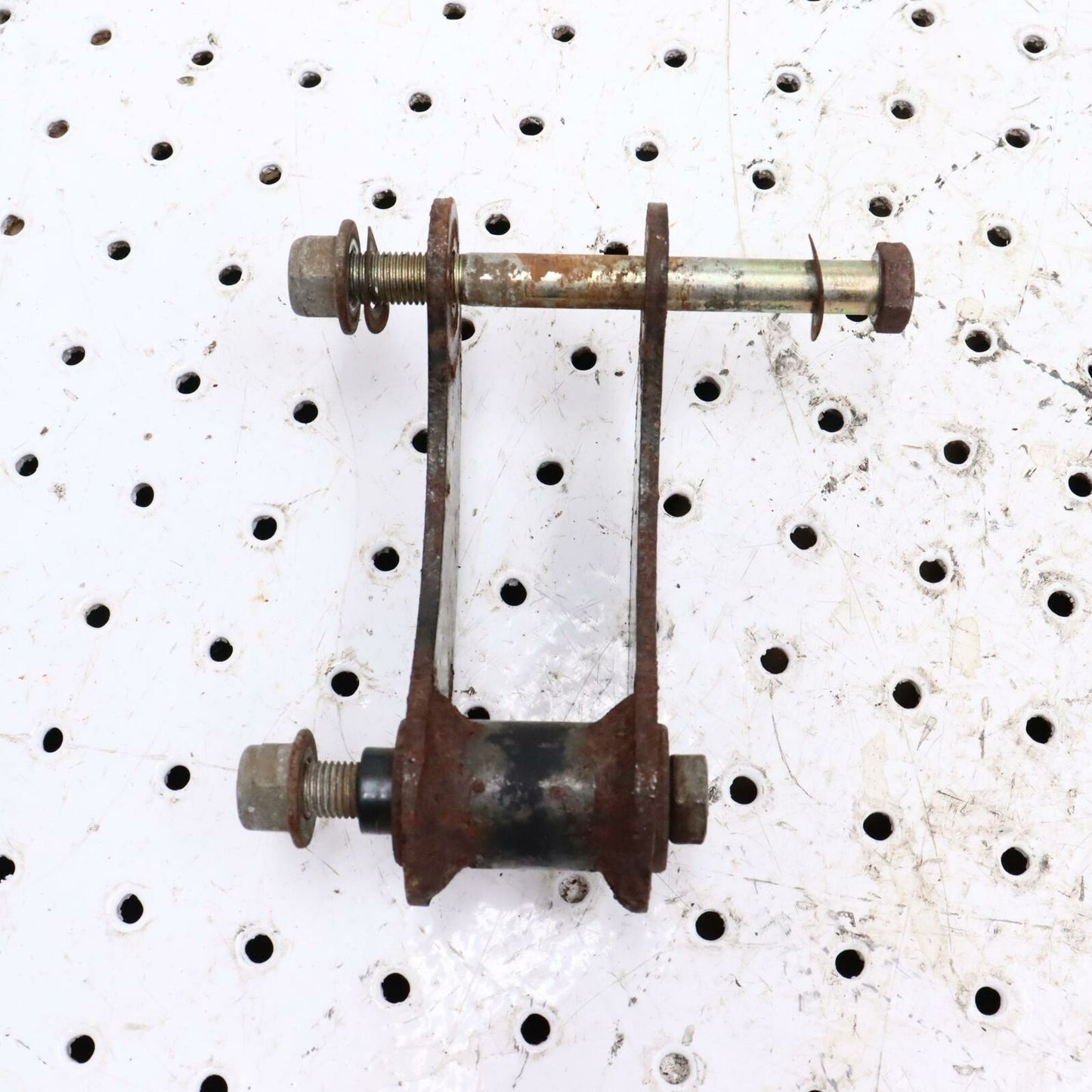 2007 POLARIS IQ 600 REAR SUSPENSION FRONT SHOCK PIVOT 1542059-067