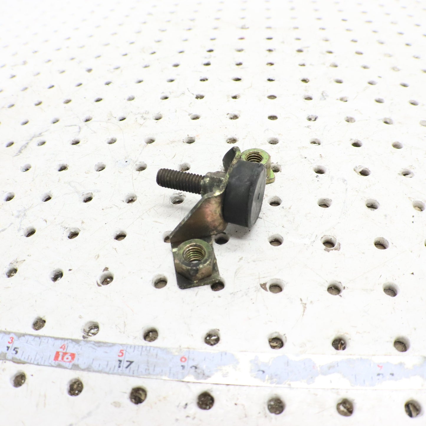 2007 Polaris Iq 600 Motor Engine Mount TORQUE ARM 1015728; 3021354 