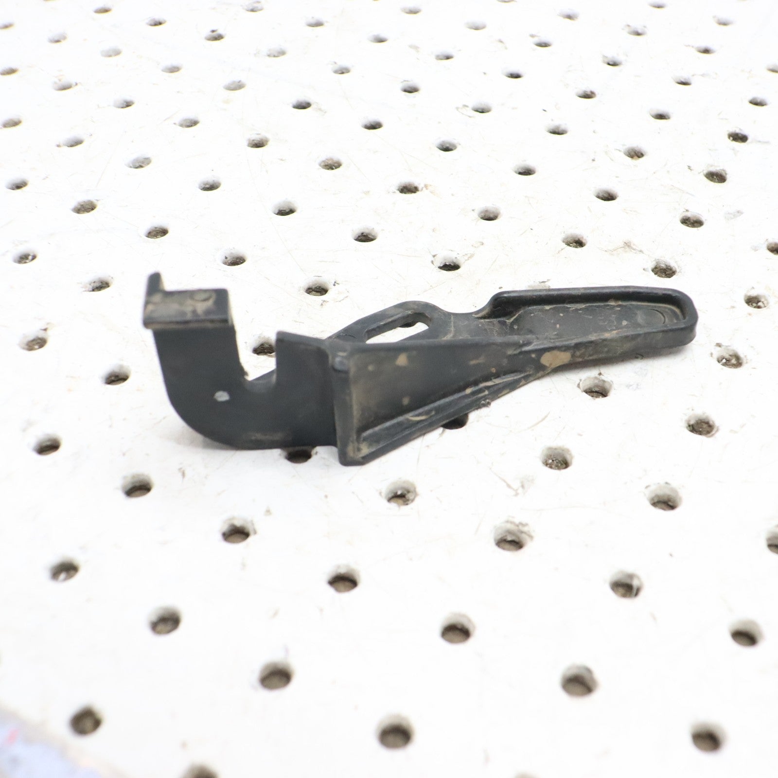 2024 Polaris Sportsman 570 Efi Eps Seat Base Mount Bracket LH 5452276