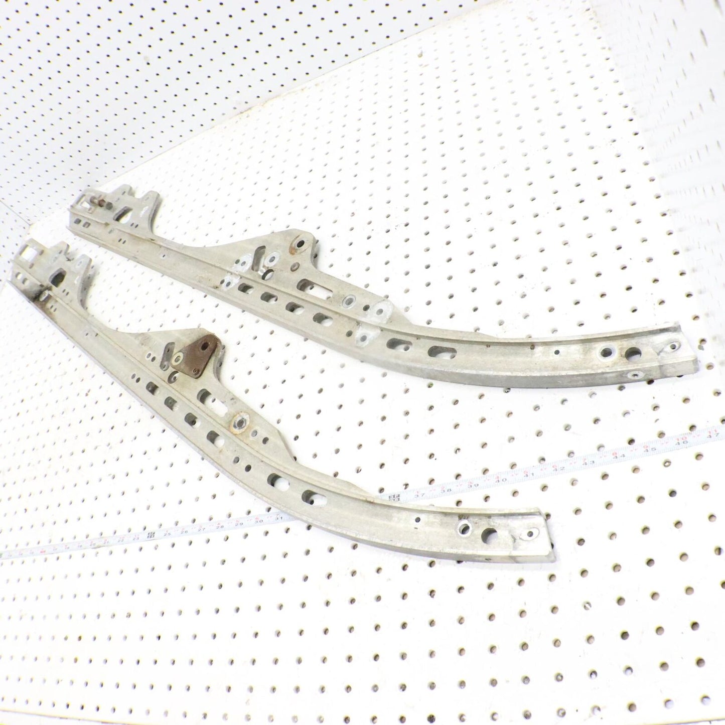 2006 POLARIS FUSION 700 LEFT RIGHT SLIDING SKID FRAME SUSPENSION RAILS 1542130