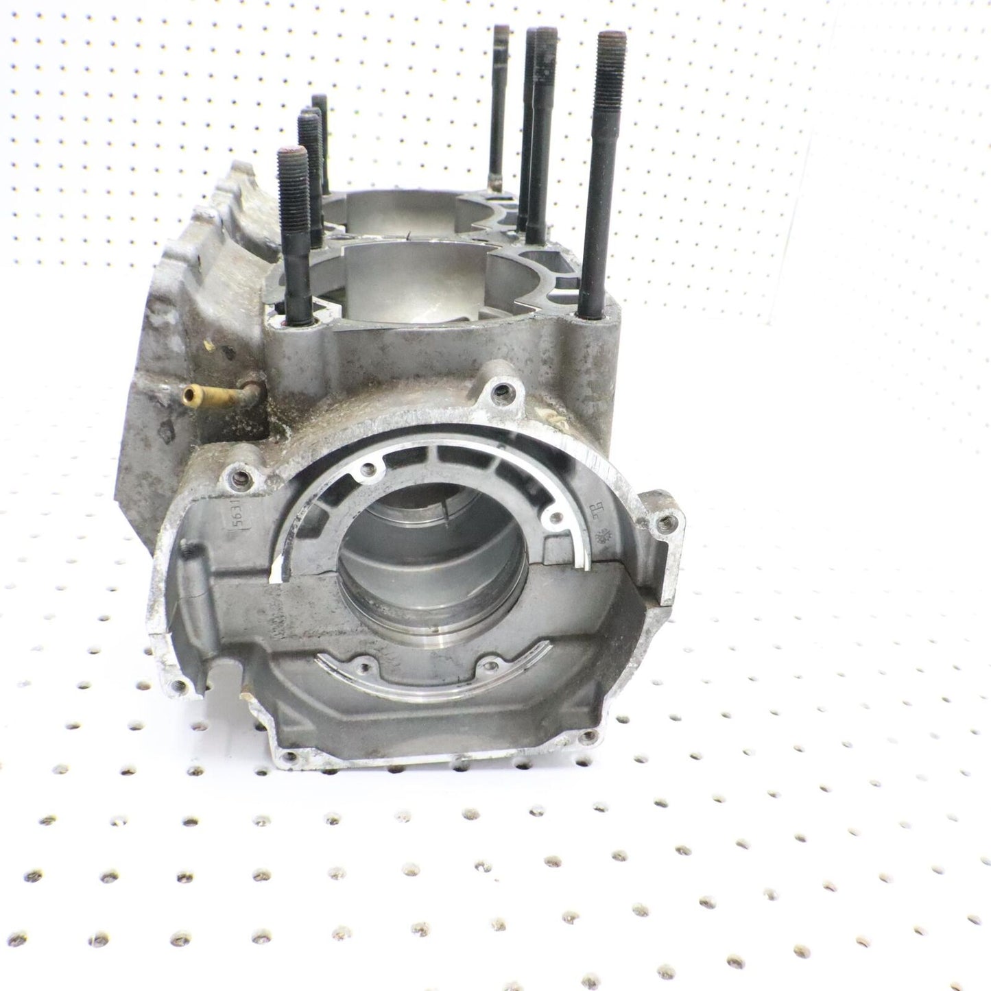 2006 POLARIS FUSION 600 CRANK CASE ENGINE CASE 1202738 2203037