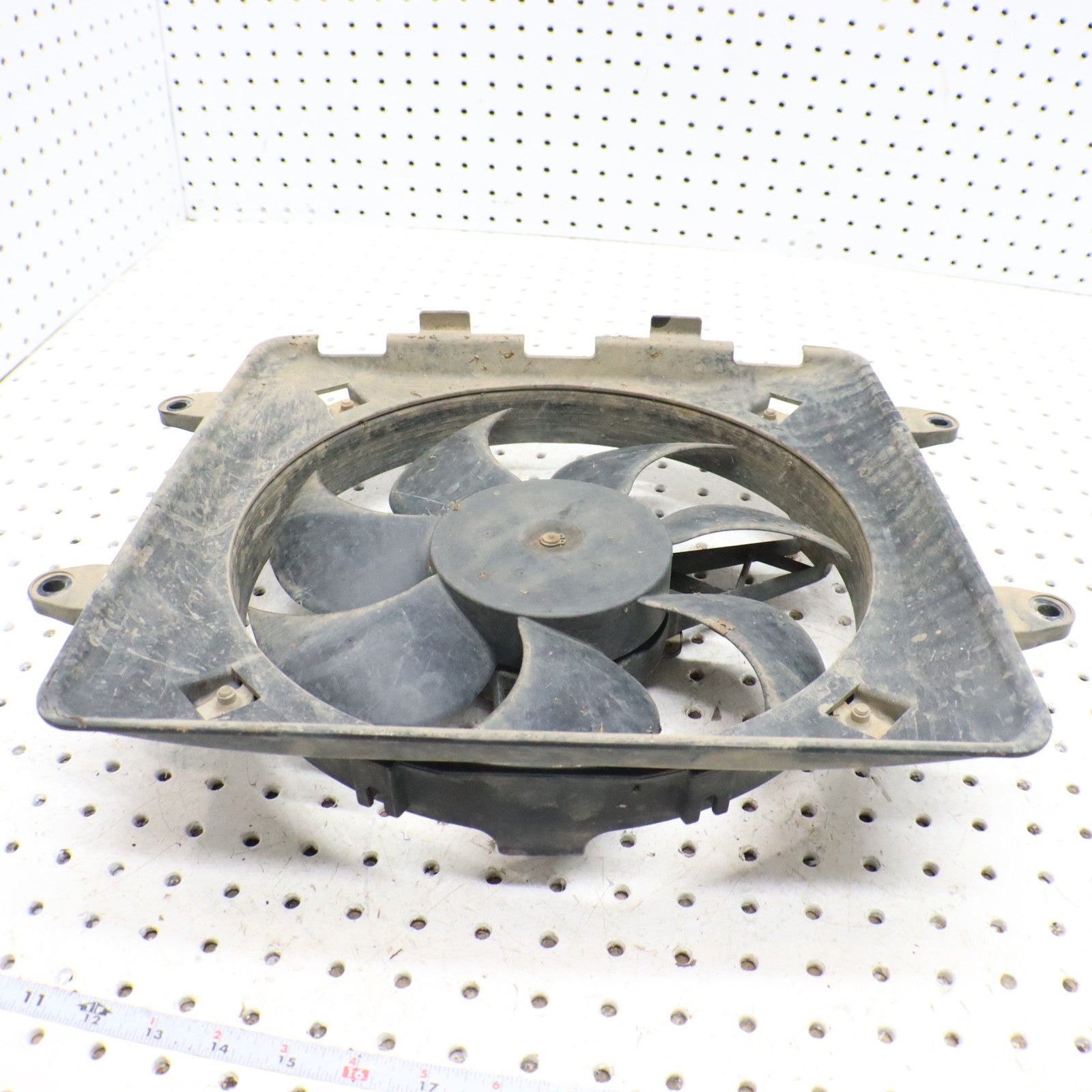 2009 Polaris Rzr 800 Cooling Radiator Fan 2410413; 2204192; 2204347 7 BLADE