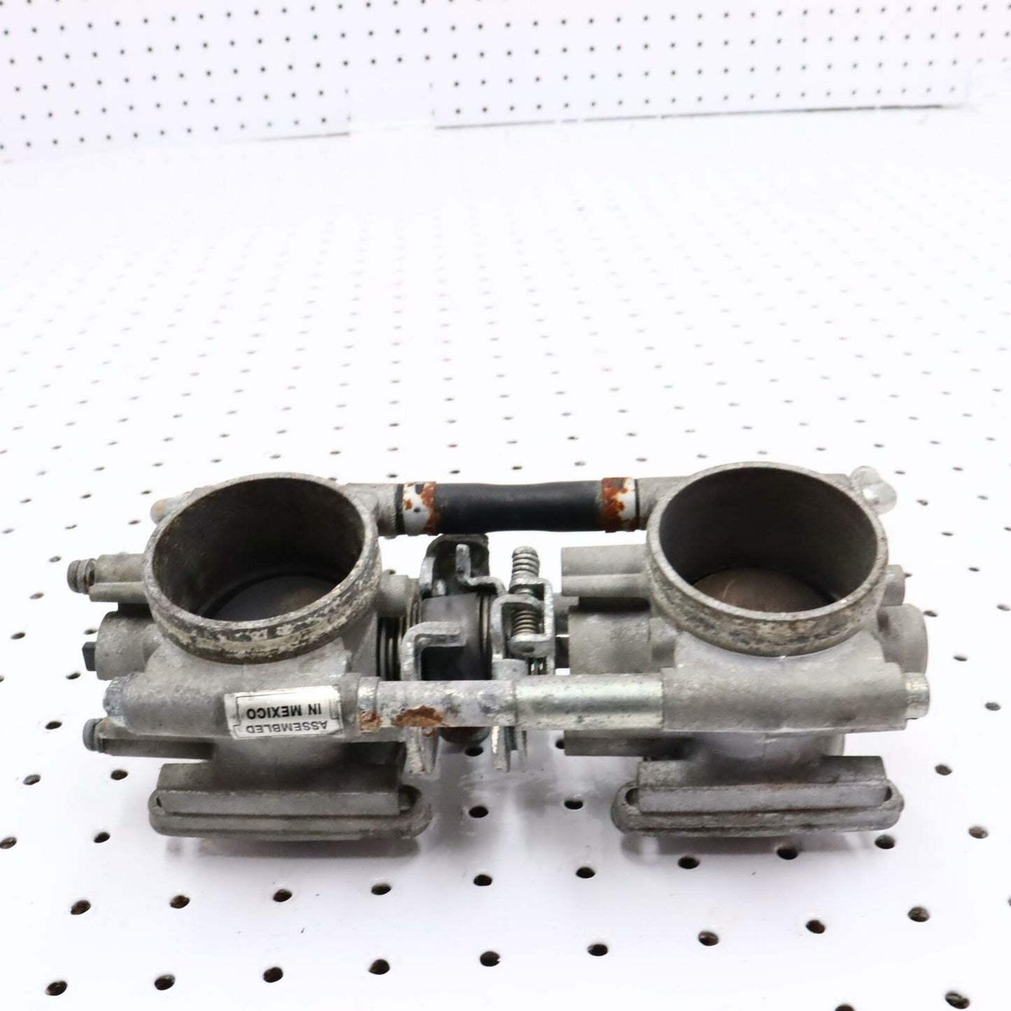 2007 POLARIS IQ 600 MAIN FUEL INJECTORS THROTTLE BODIES BODY 1203213
