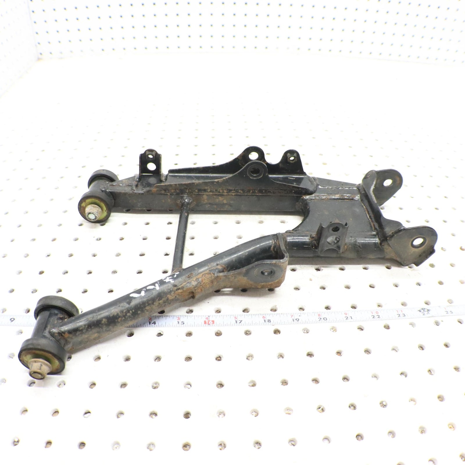 2016 SUZUKI KING QUAD 500 LOWER LEFT REAR CONTROL A ARM  61520-31821