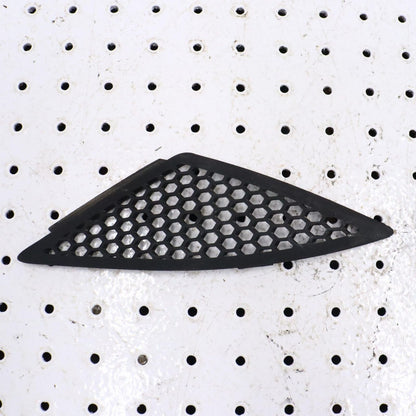 2006 POLARIS FUSION 700 RIGHT HOOD LOUVER SCREEN VENT COVER 5435855-070 
