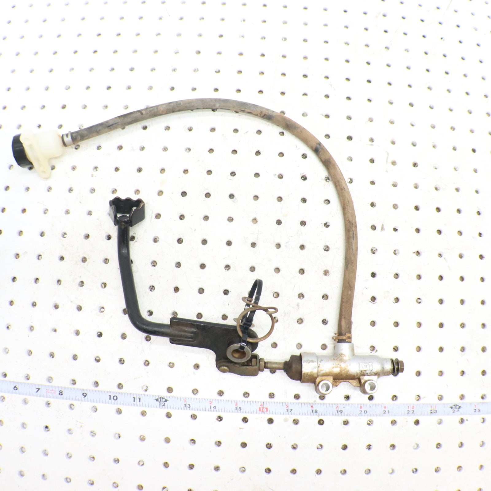2014 Polaris Sportsman 570 Brake Pedal & Master Cylinder 1911657-067 1911688