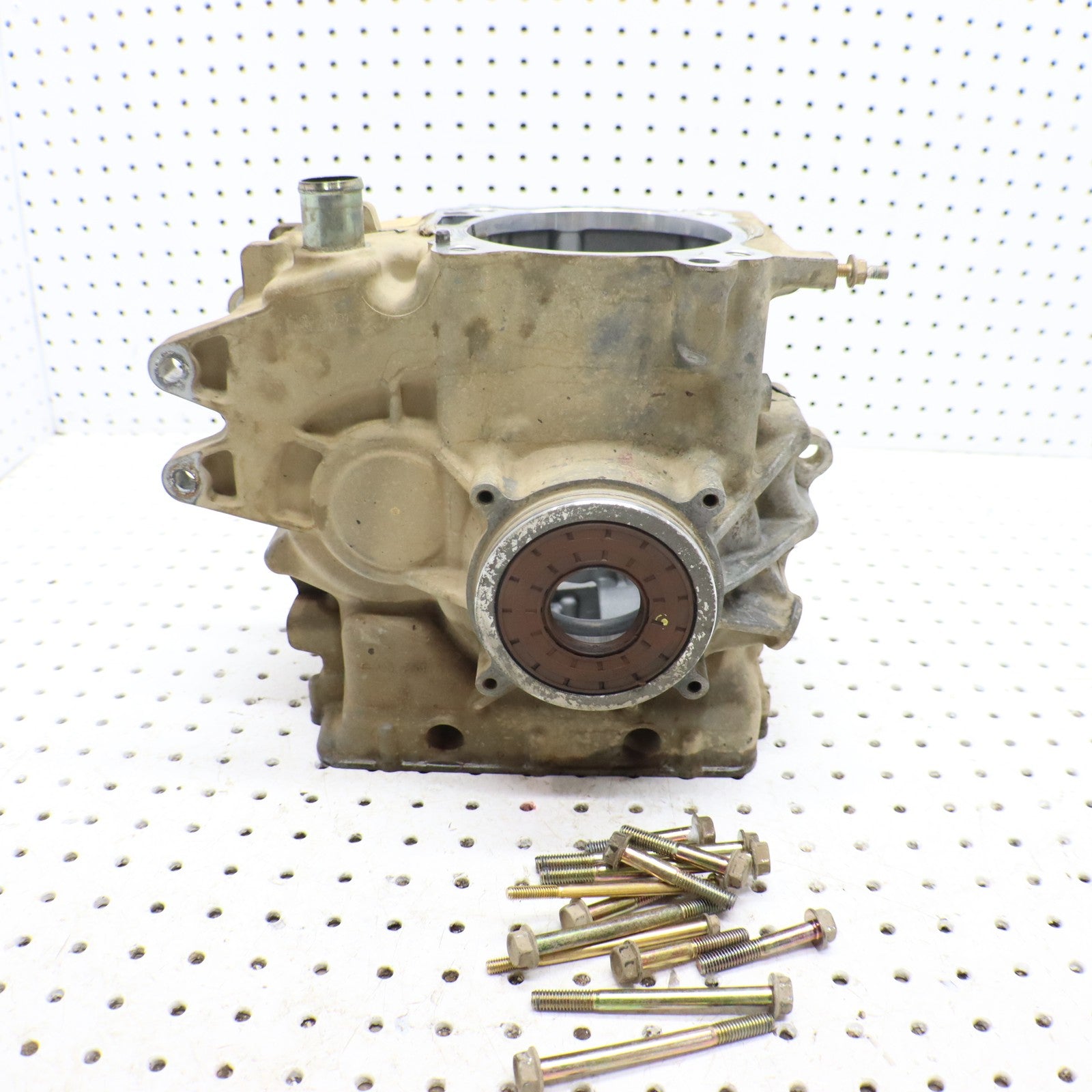 2016 Polaris Sportsman Sp 570 Crankcase Engine Case 2205169; 2206361