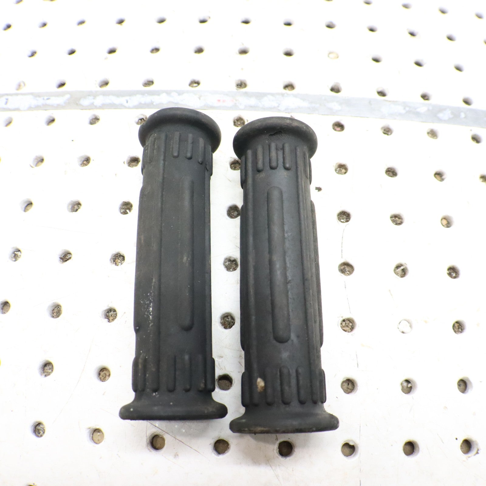 1995 Polaris Xplorer 400 Handlebar Grips 5431030 5433834-070