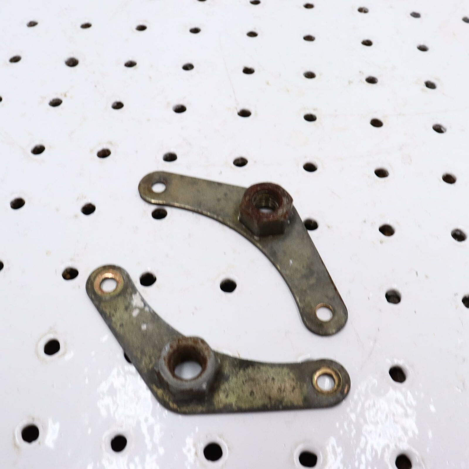 2007 POLARIS IQ 600 MOTOR MOUNT WELD NUT PLATE, REAR 1015202