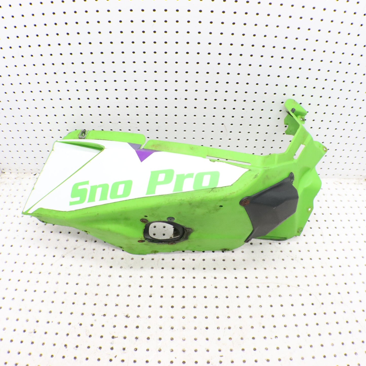 2016 Arctic Cat M8000 Fender Bellypan Right 4718-668; 4718-220
