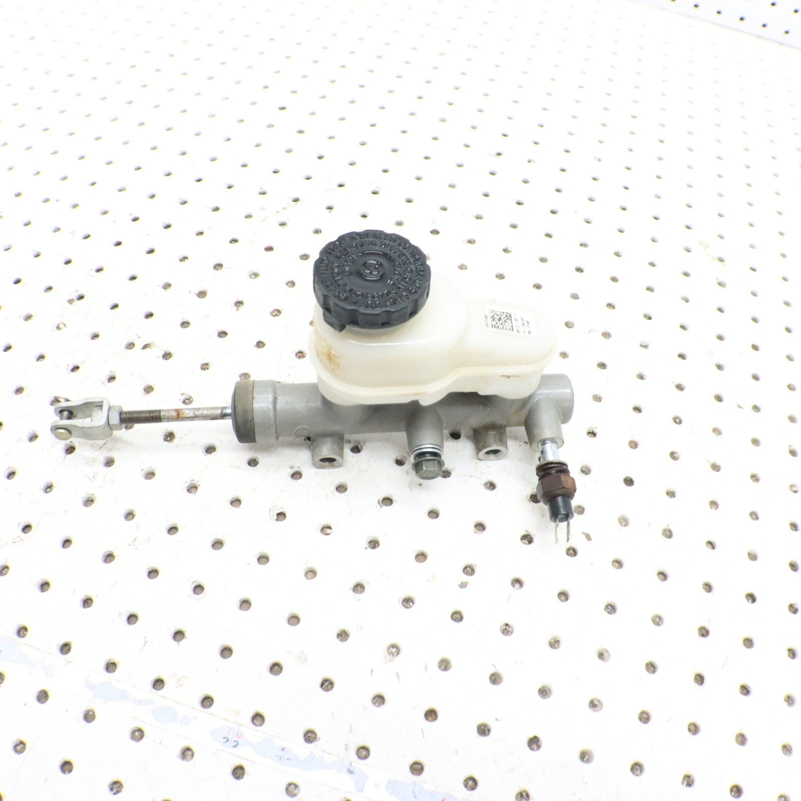 2013 Polaris Ranger 800 Brake Master Cylinder 1911515 1912463